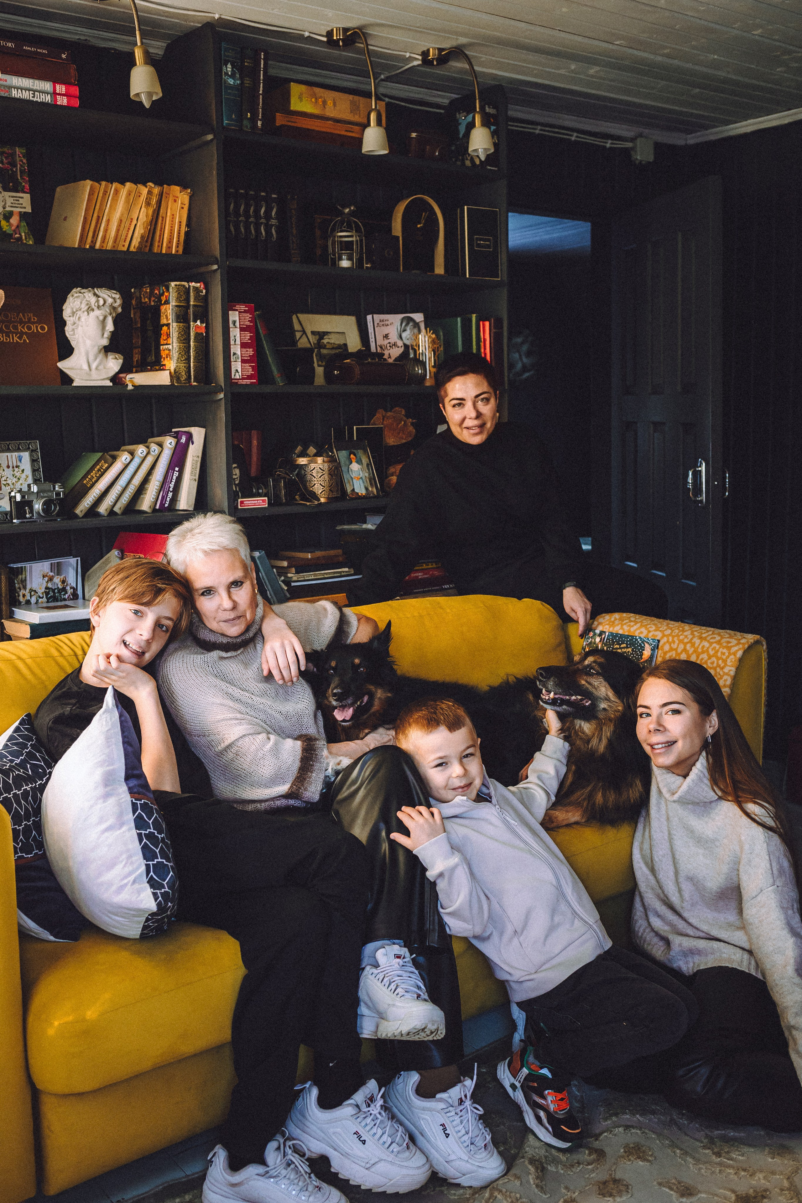 Плюш, Айса и их семья