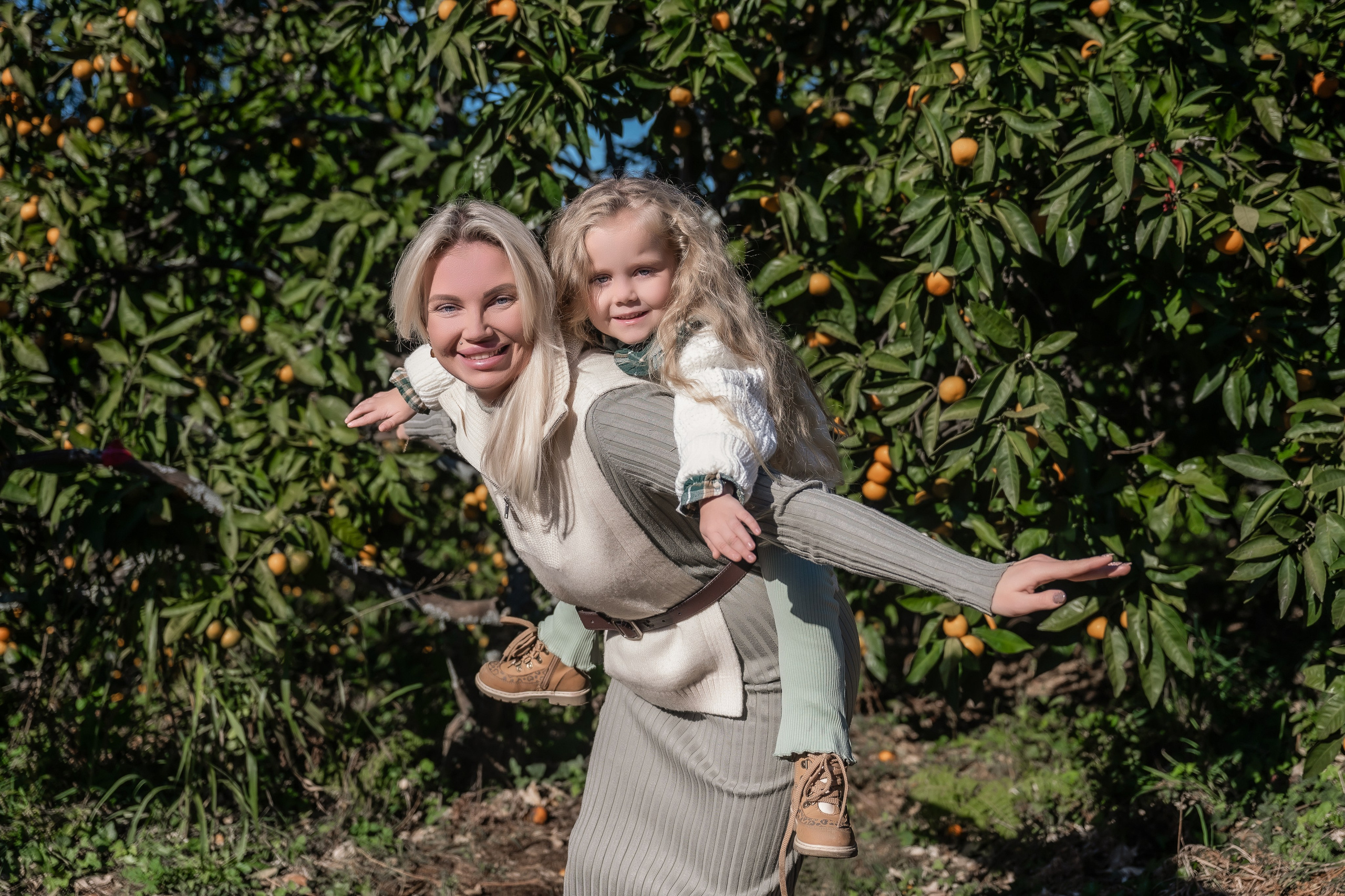 Мандариновый рай для Каролины и ее доченьки. Наталья Слесаренко фотограф в Сочи