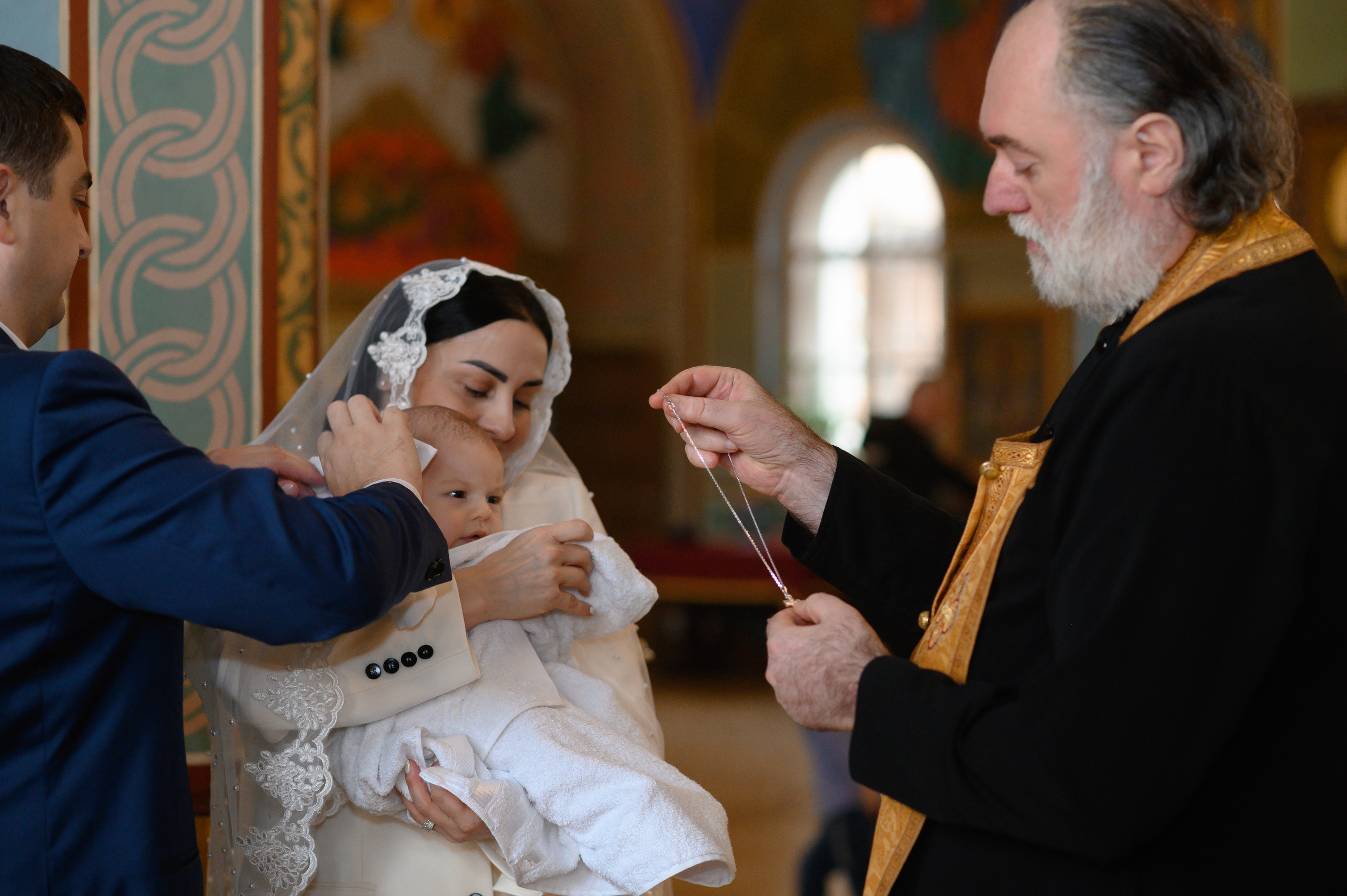 Крещение в Грузинском храме (СПб). Семейный и свадебный фотограф в Санкт-Петербурге Серафима Смирнова