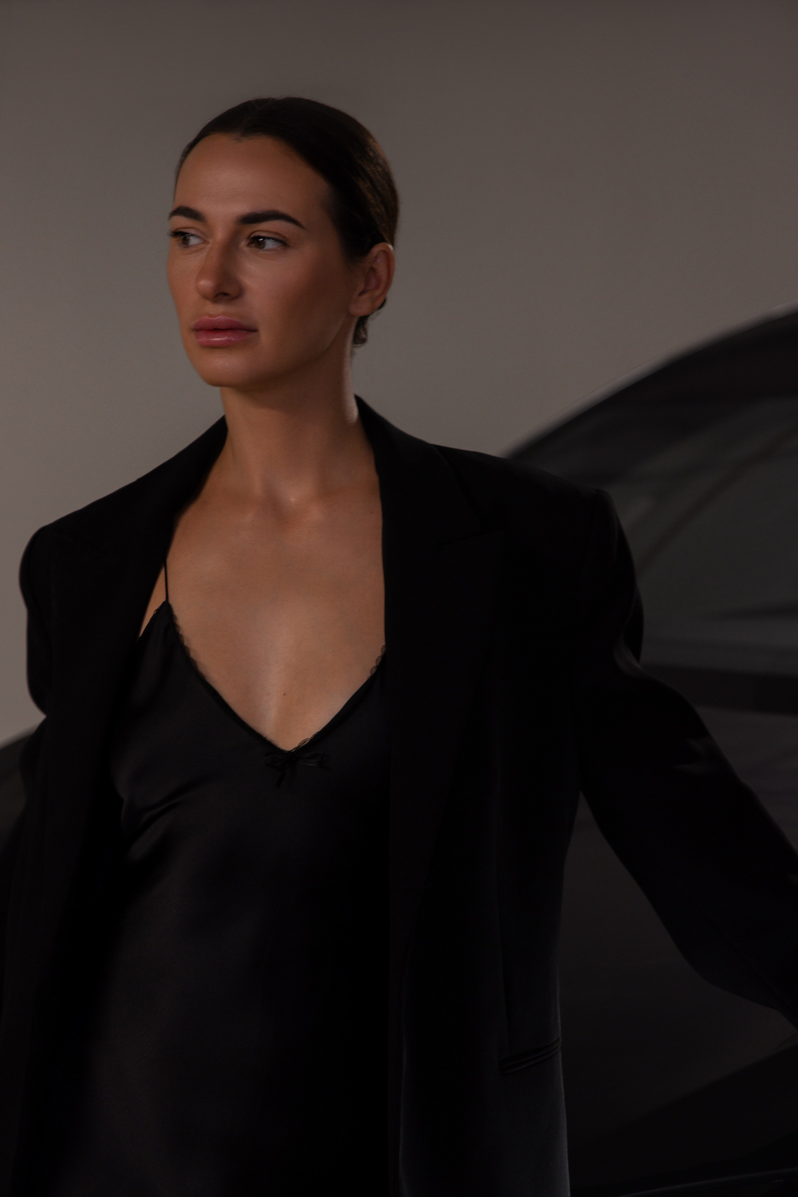 ЖЕНСКИЙ ПОРТРЕТ. SHE BY VI. Женский портретный фотограф в Москве