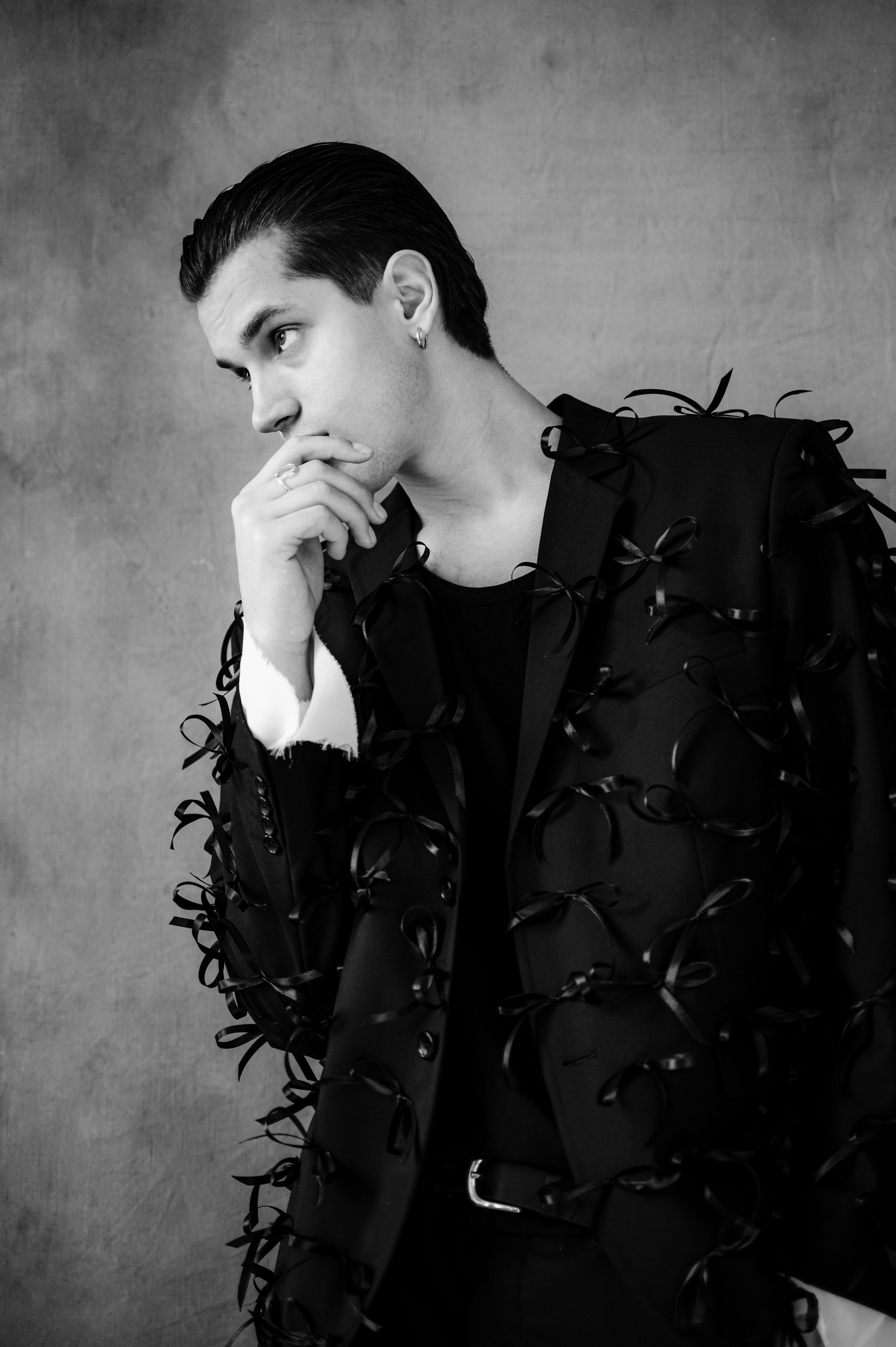 Свадьба в студии: история любви, застывшая на фото. Свадебный фотограф Константинова Елена