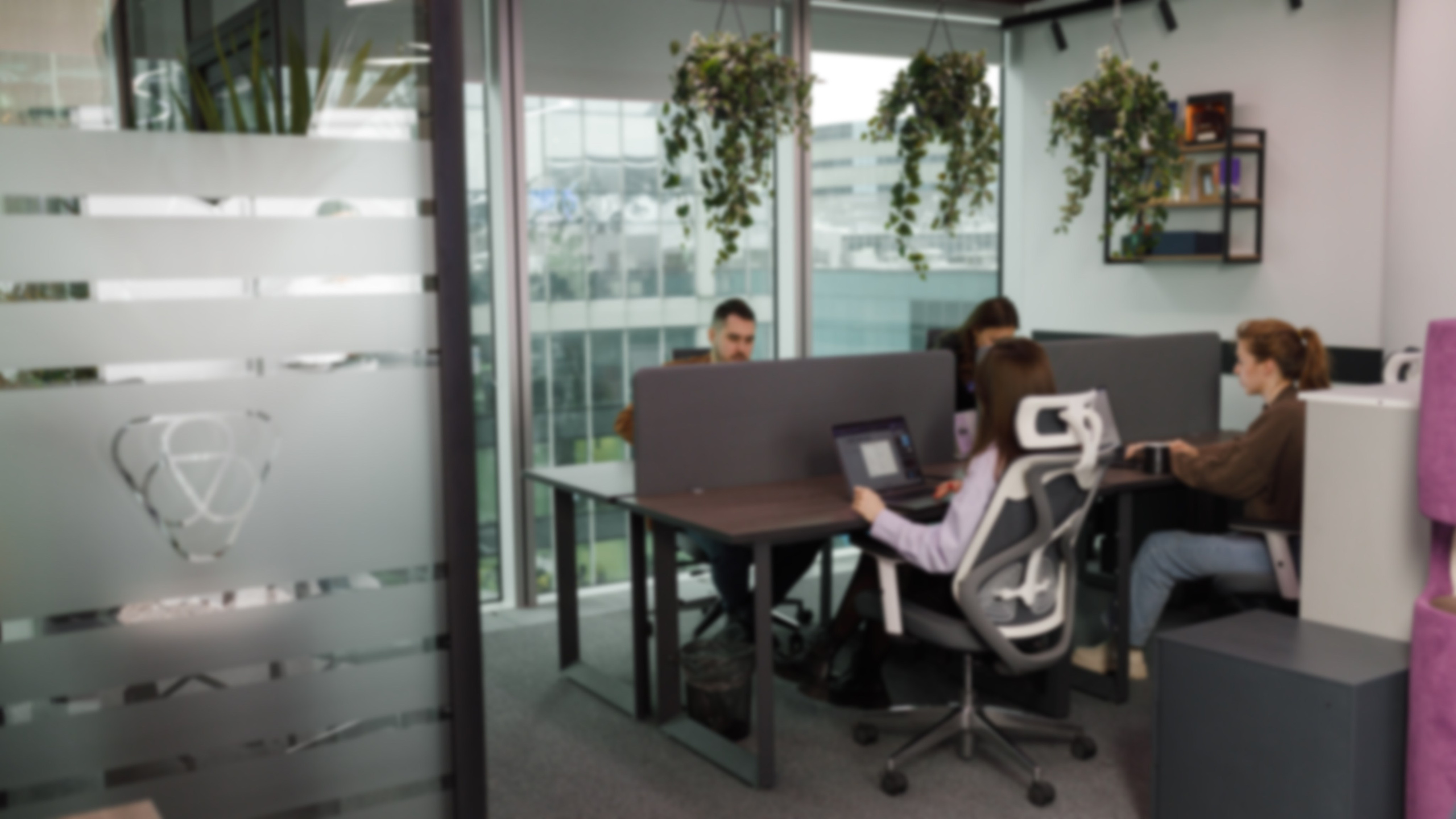 Фотосъемка IT-компании в Москва-Сити: команда и рабочие процессы | Кейс. Фотограф Василий Жуков | Портретная и бизнес-съемка в Москве под ключ