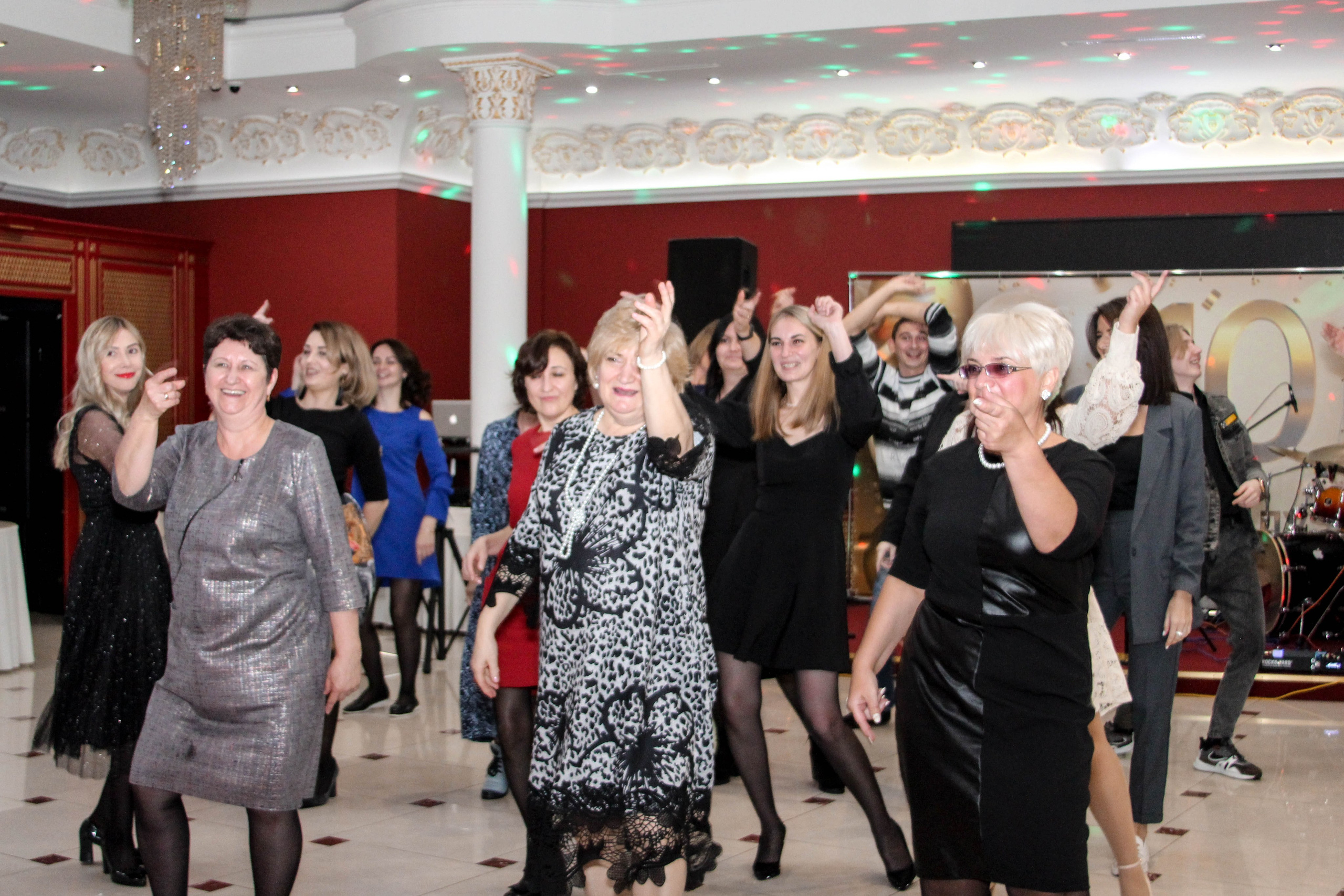 Юбилей Ontex 10 лет. Виктория Шишкова свадебный фотограф Москва и МО (Балашиха, Щелково)