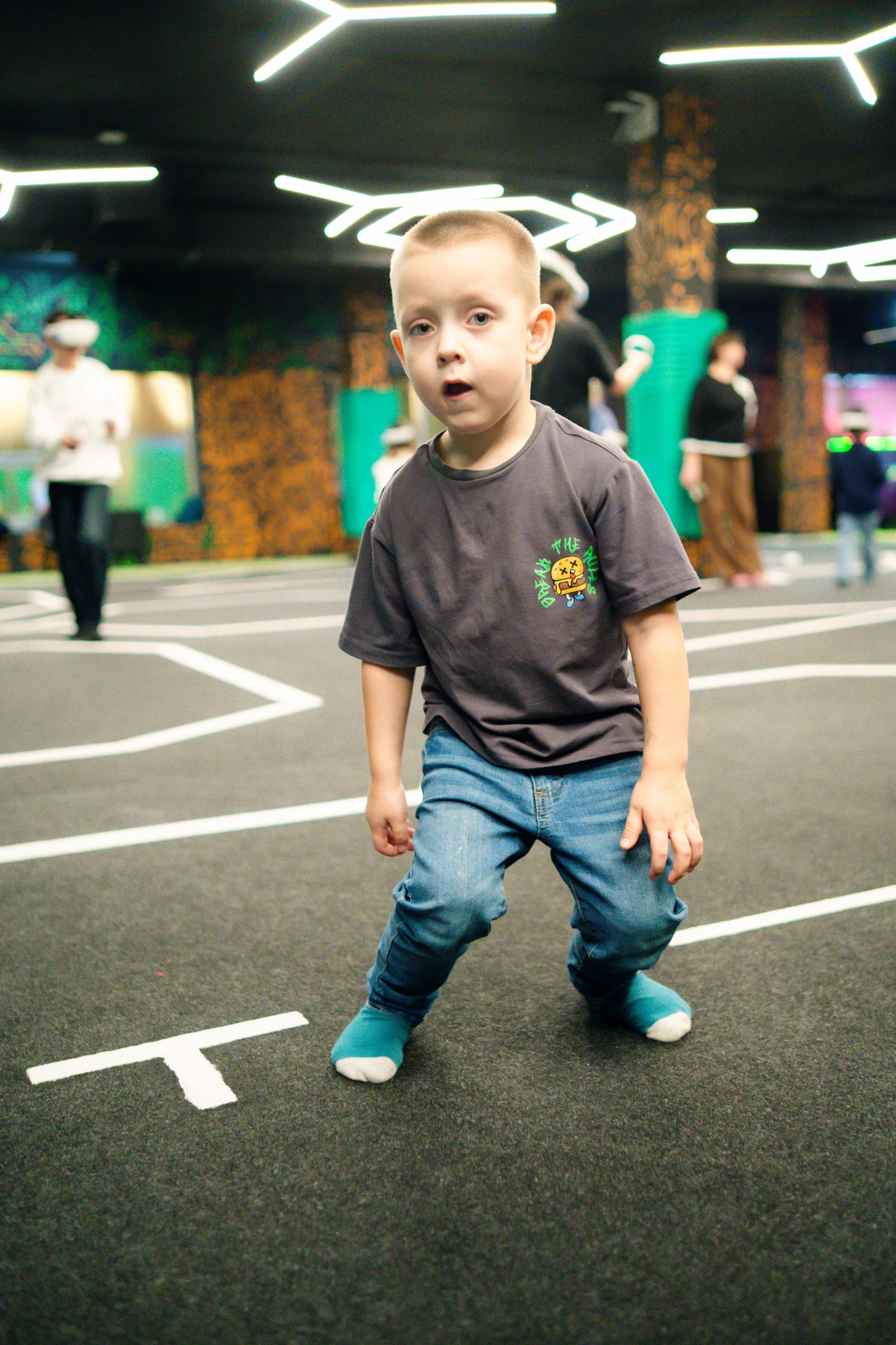 VR (November-December 2024). Felixtones