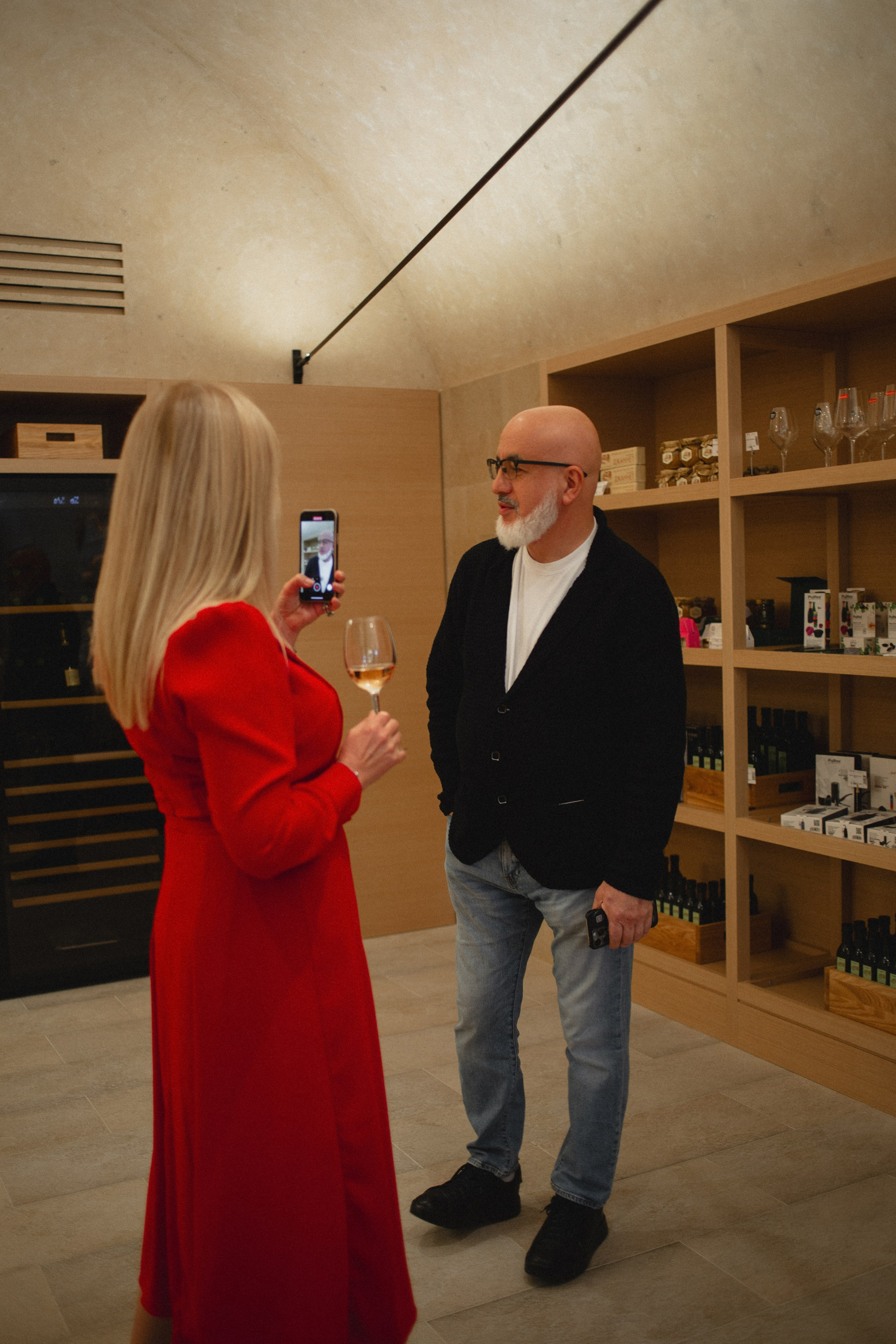 Джаннет | винный бутик | 10.2024. Фотограф | Юля Ди