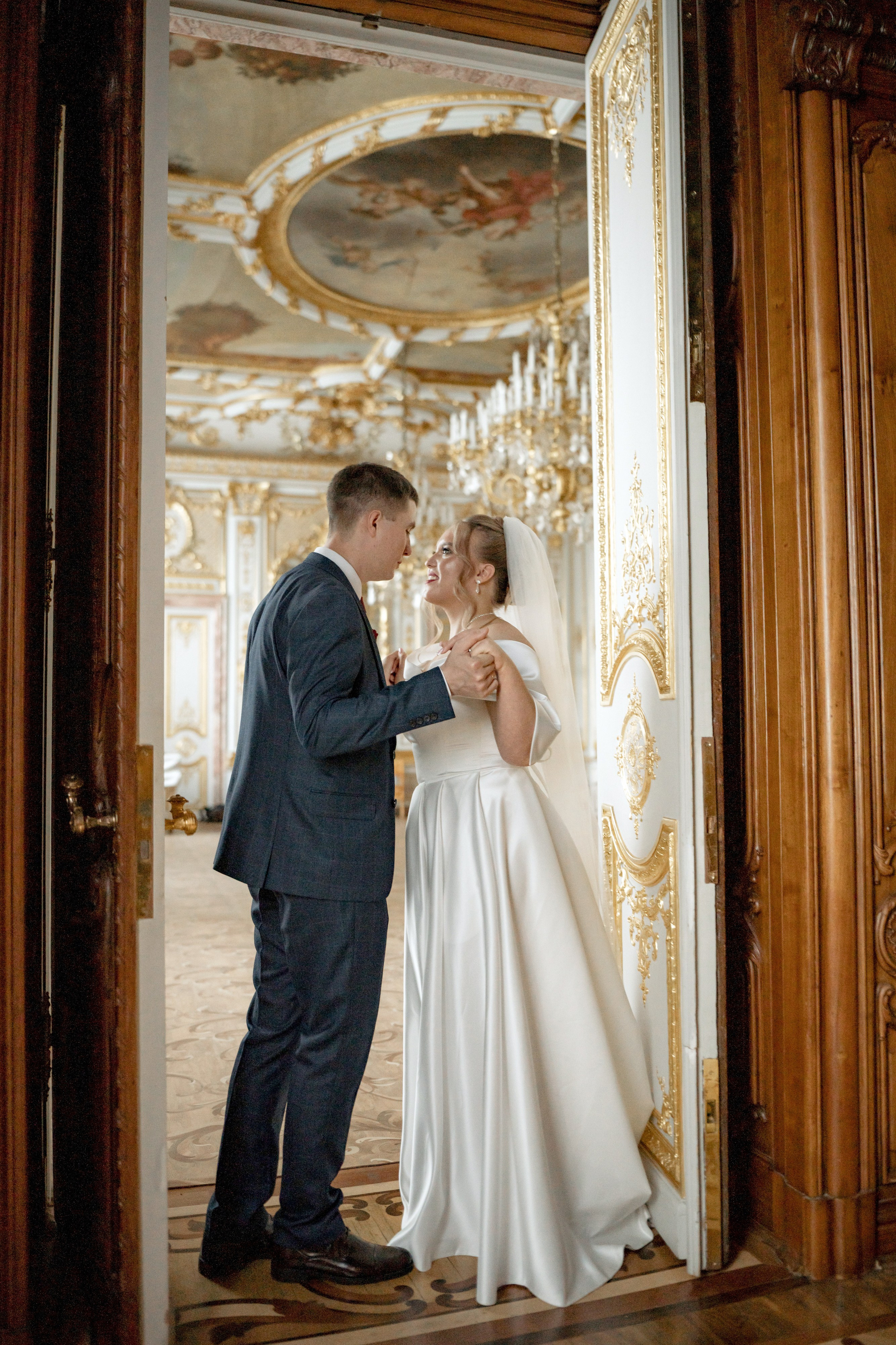 Места для фотосессии зимой в плохую погоду в Санкт-Петербурге. Свадебный фотограф Александр Невский в Санкт-Петербурге