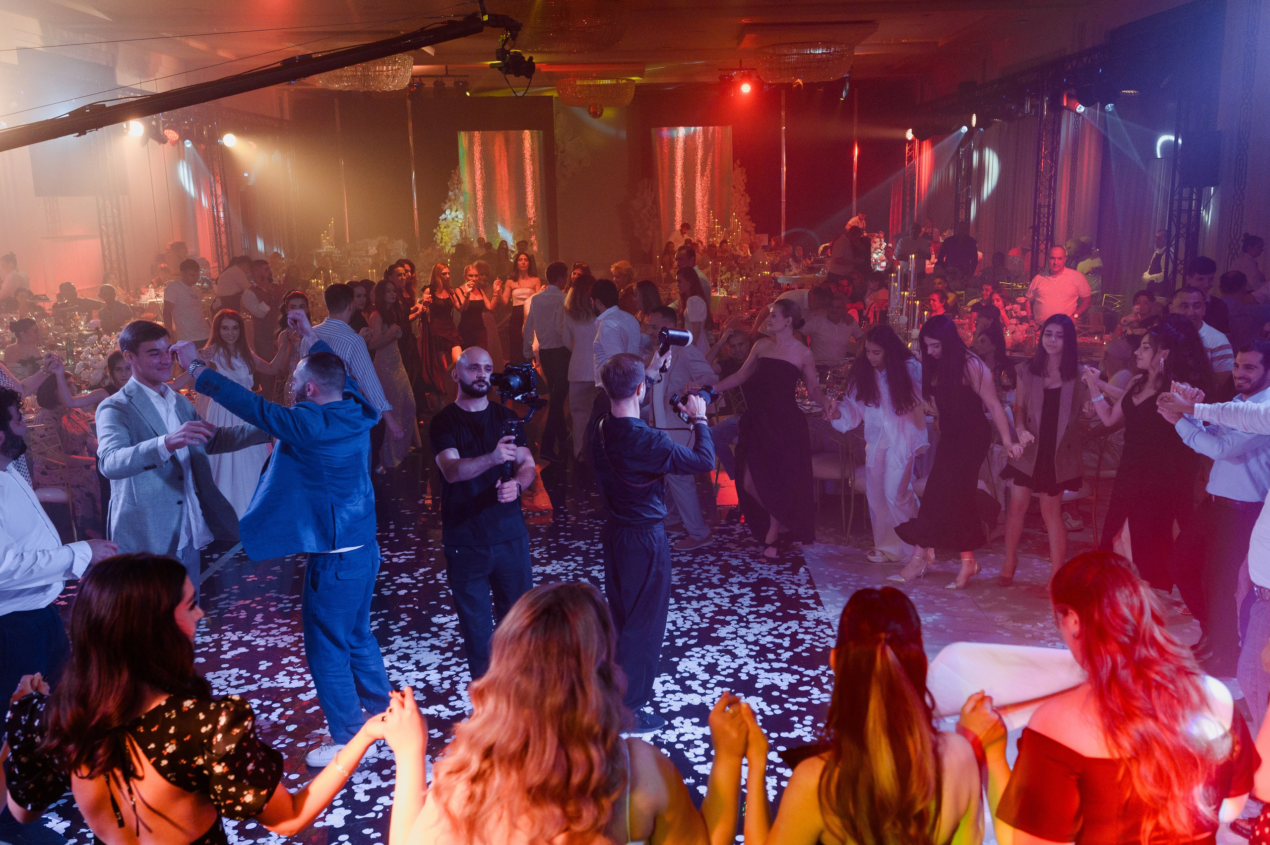 Красивое сватовство со звездами в Сид Холе в Пятигорске! ТВИНС СТУДИО. ТВИНС СТУДИО — лучшие свадебные фотографы и видеографы в Краснодаре