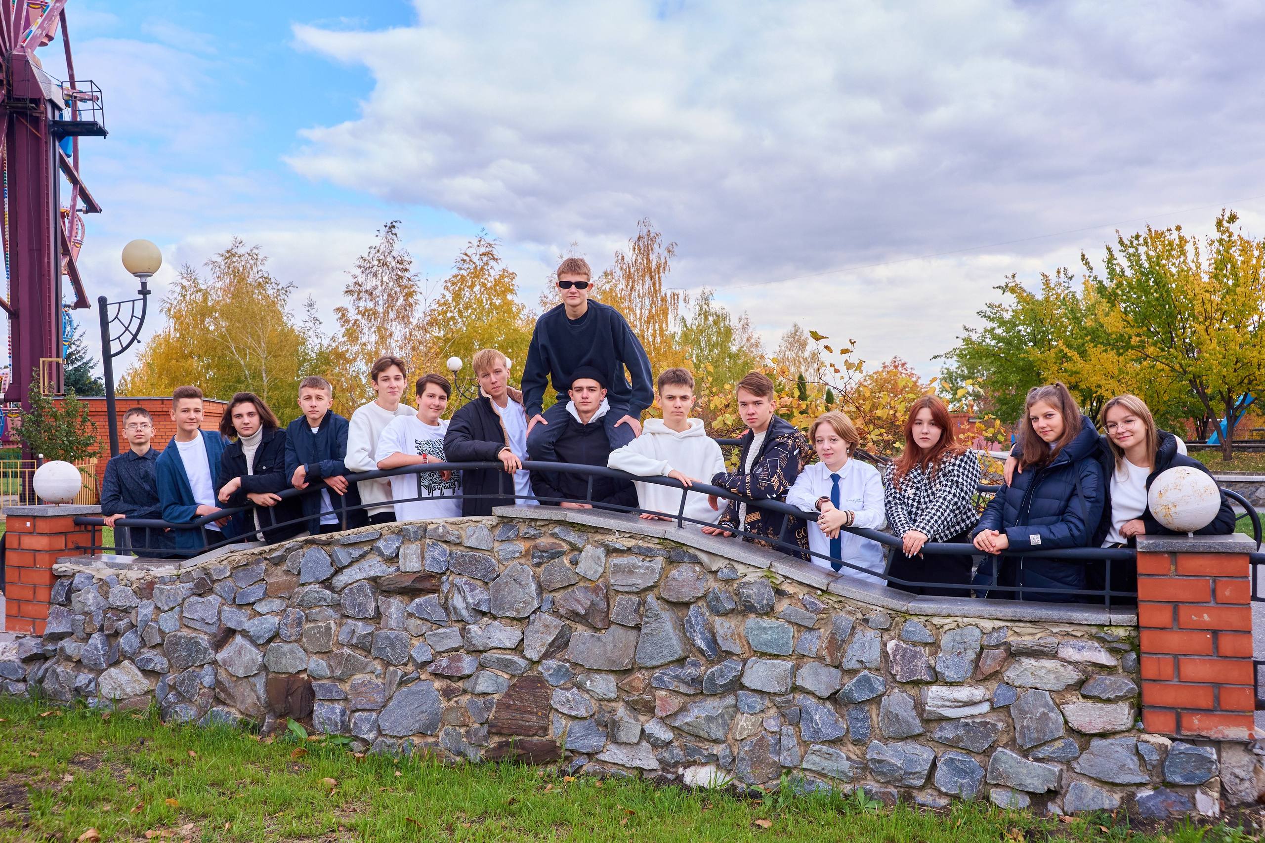 9 класс. Осень в парке. 2022. Childrenfoto.ru