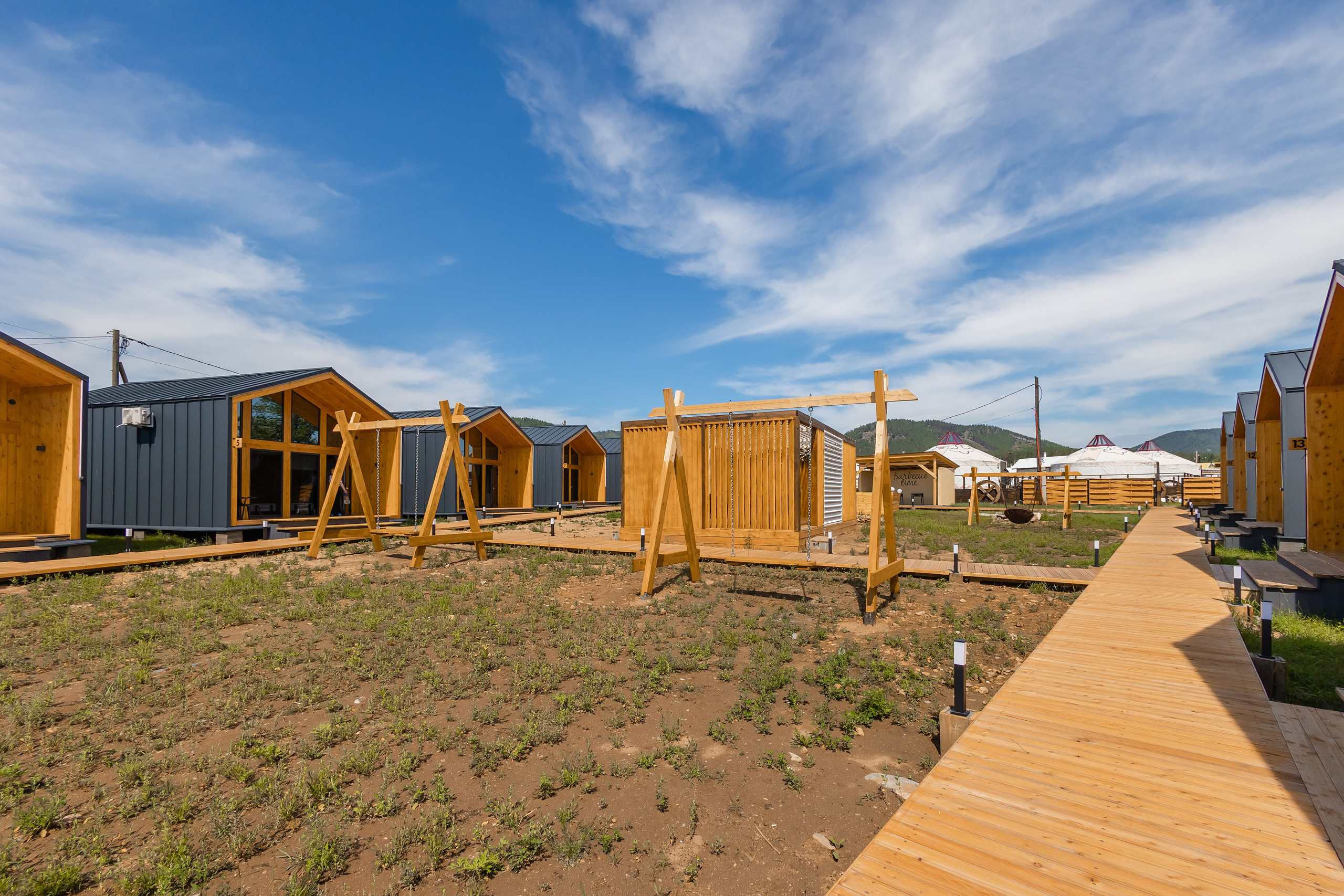 Номадик. Фотограф и видеограф в Улан-Удэ: Аюна Габагуева и Артём Шаханов