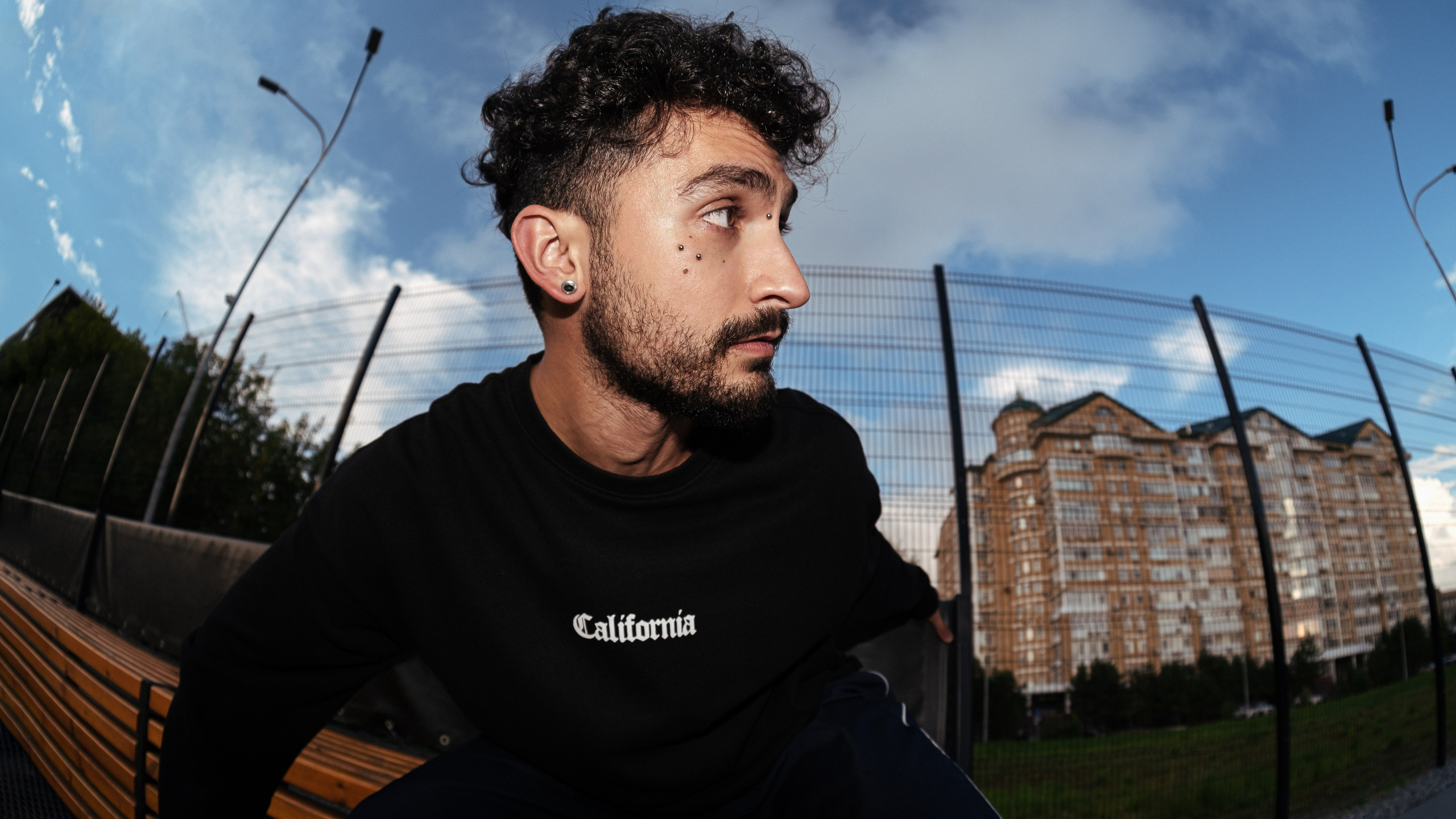 Саша. Креативный фотограф и ретушёр в Омске