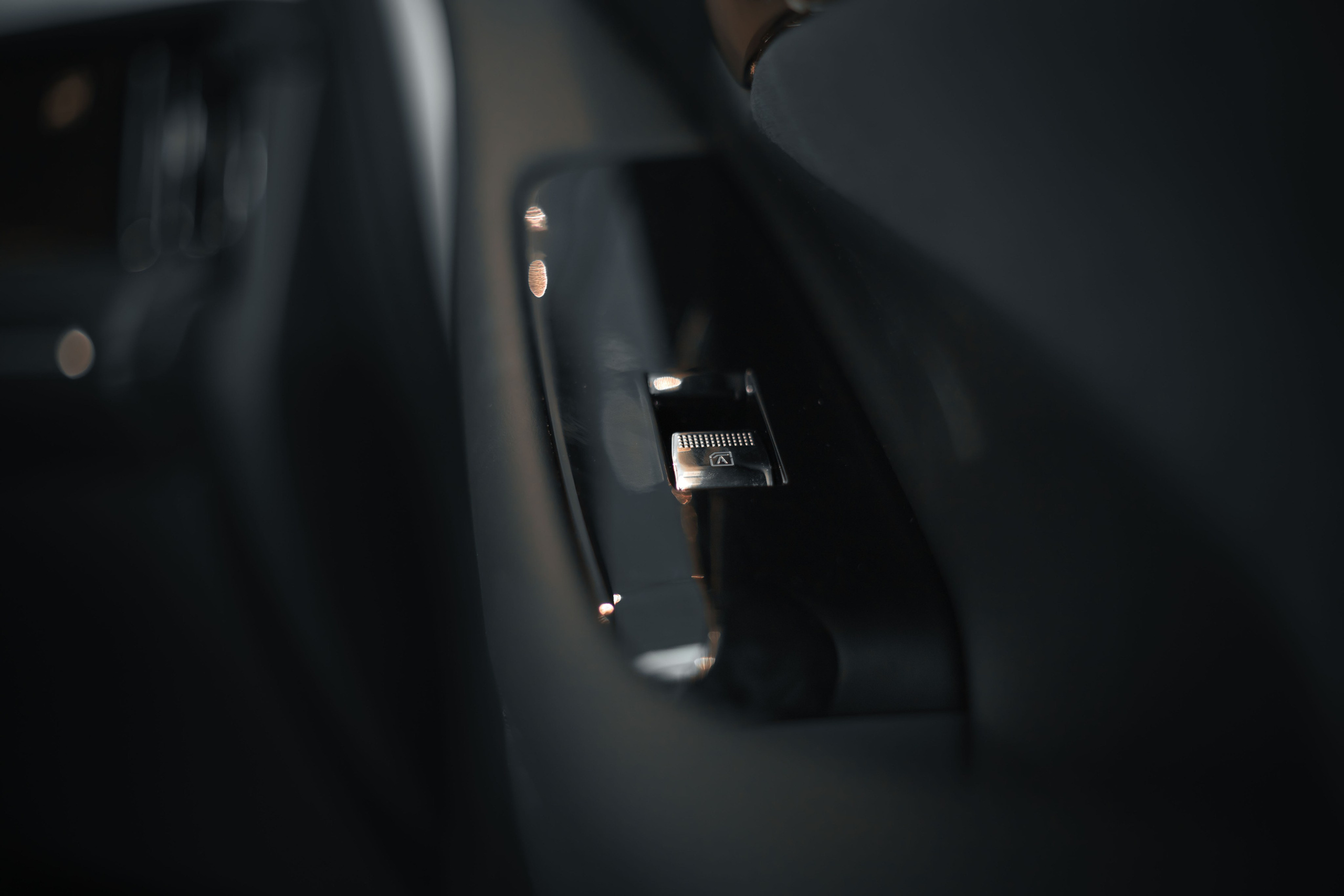 Бизнес съемка для автосалона GAC в городе Ижевск. Бизнес фотограф Ижевск — Назаров Роман