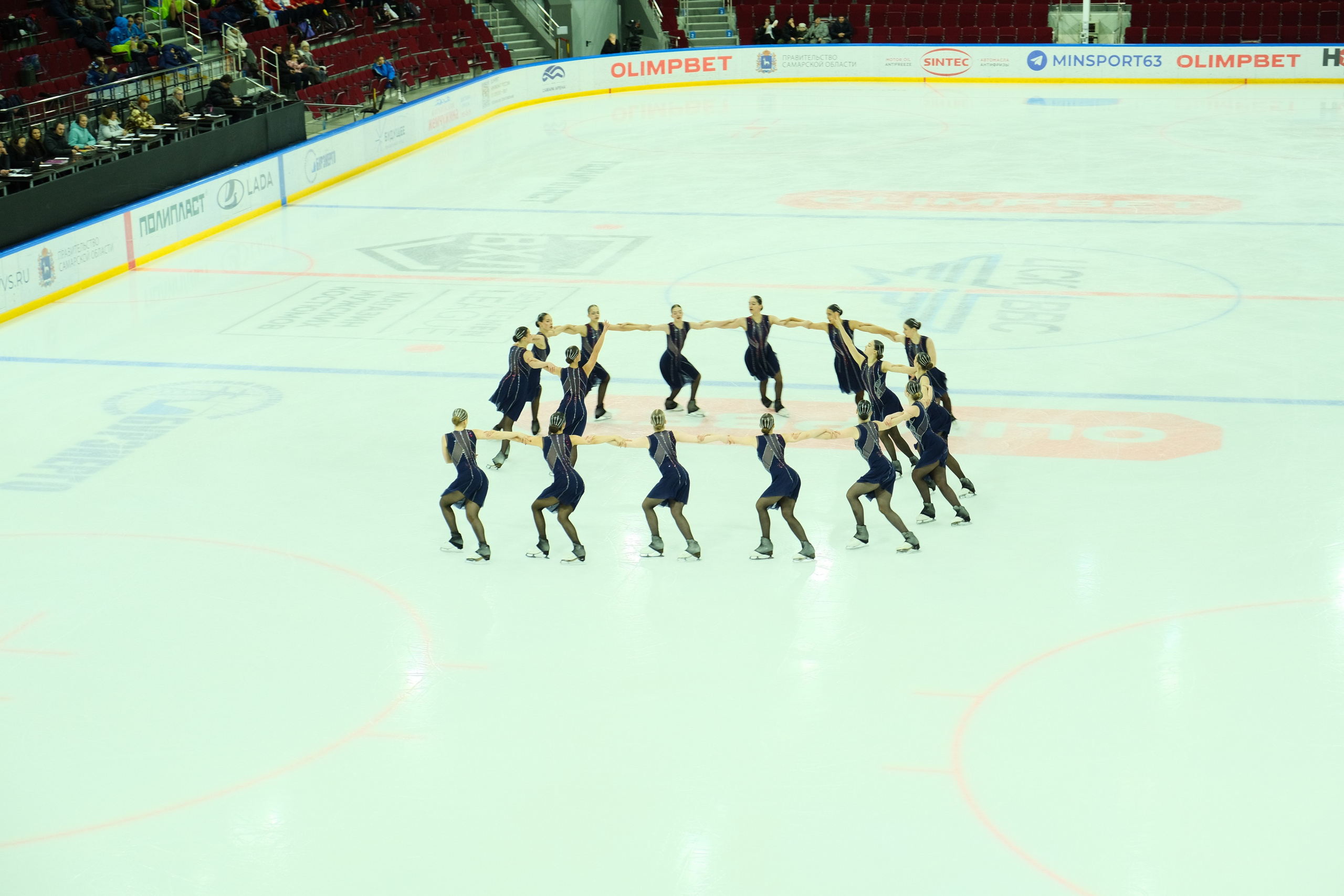 «Самарочка» этап кубка России по синхронному фигурному катанию. Александр Носов. Портретный и репортажный фотограф в Самаре