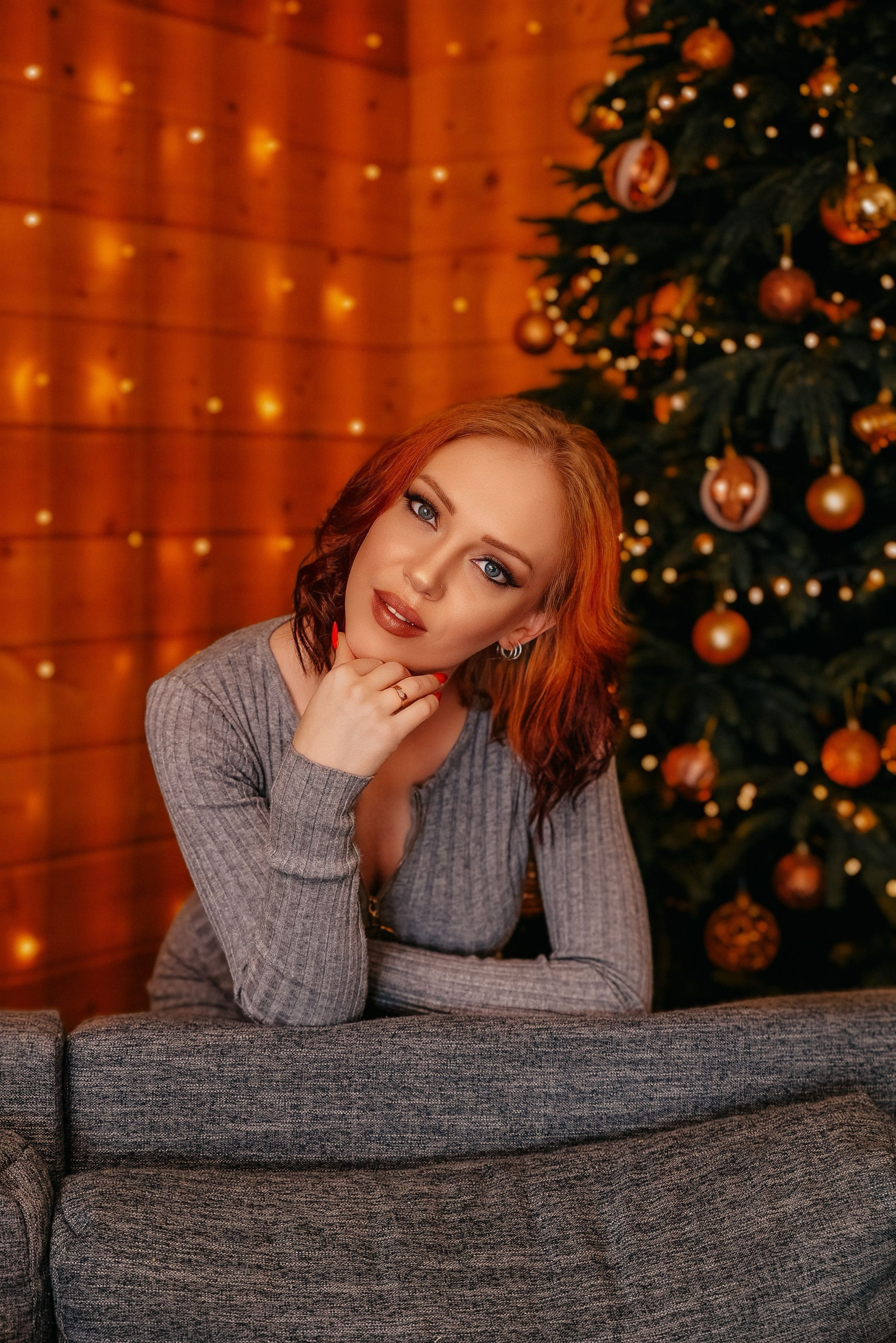 Новогодняя студийная фотосессия беременной девушки. Фотограф Ессентуки в Ессентуках КМВ Лиза Фефлер