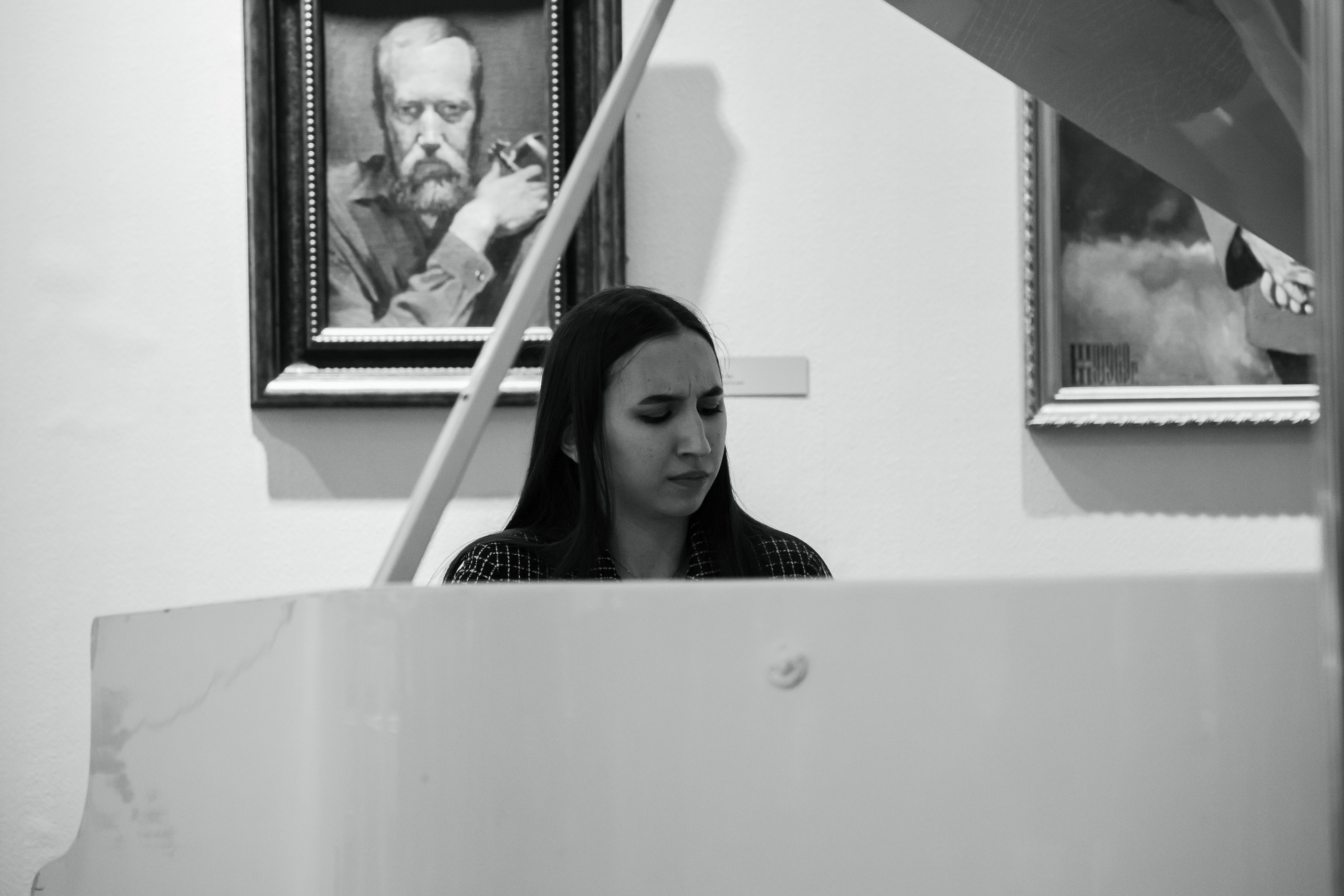 Студия «Маэстро». 18.02.24. Профессиональное фото в Казани: от идеи до результата. Фотограф Яна Мур