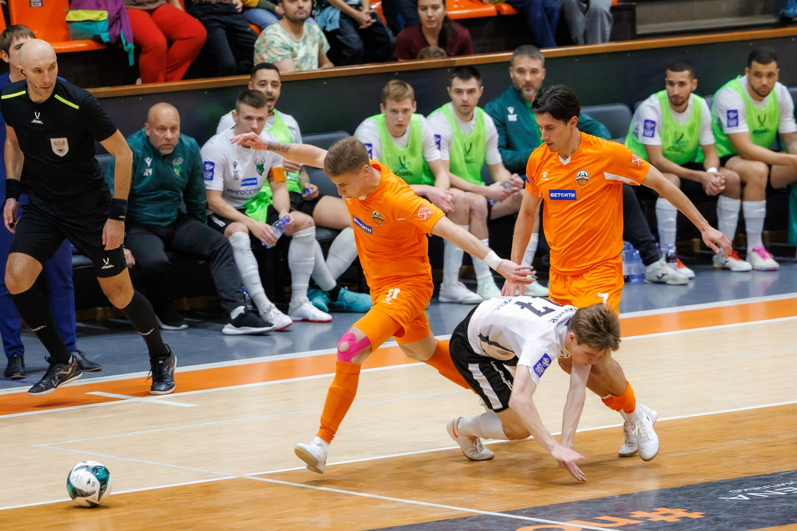Мини-футбол Кристалл — Торпедо. Фотограф в Санкт-Петербурге — Сергей Петров
