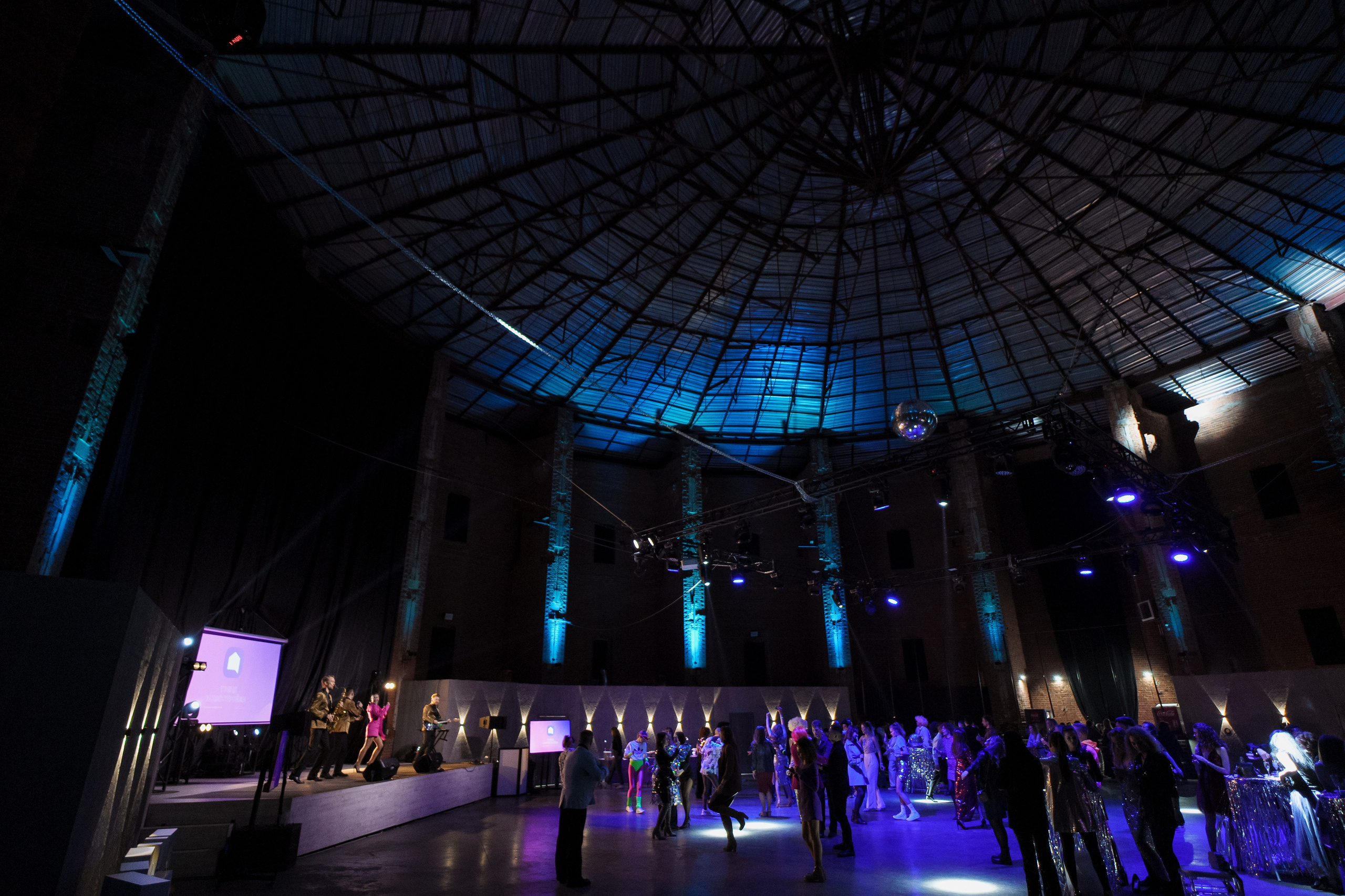 Вечеринка TREND в Event Hall. Андрей Сухинин репортажный свадебный фотограф Санкт-Петербург