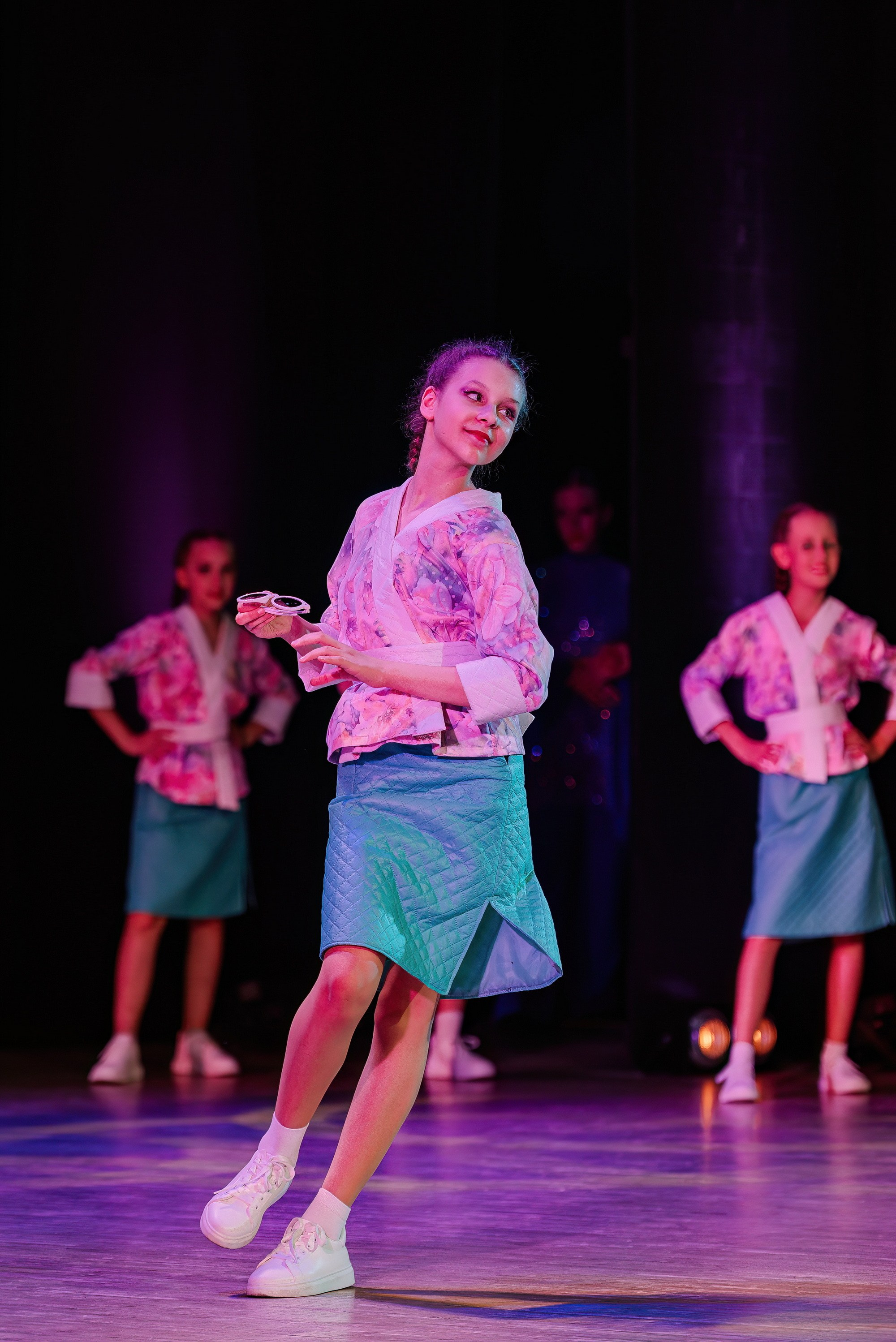 Отчетный концерт Образцового коллектива Алтая театра эстрадной песни «Созвездие». Свадебный и репортажный фотограф Никита Сницарев в Барнауле