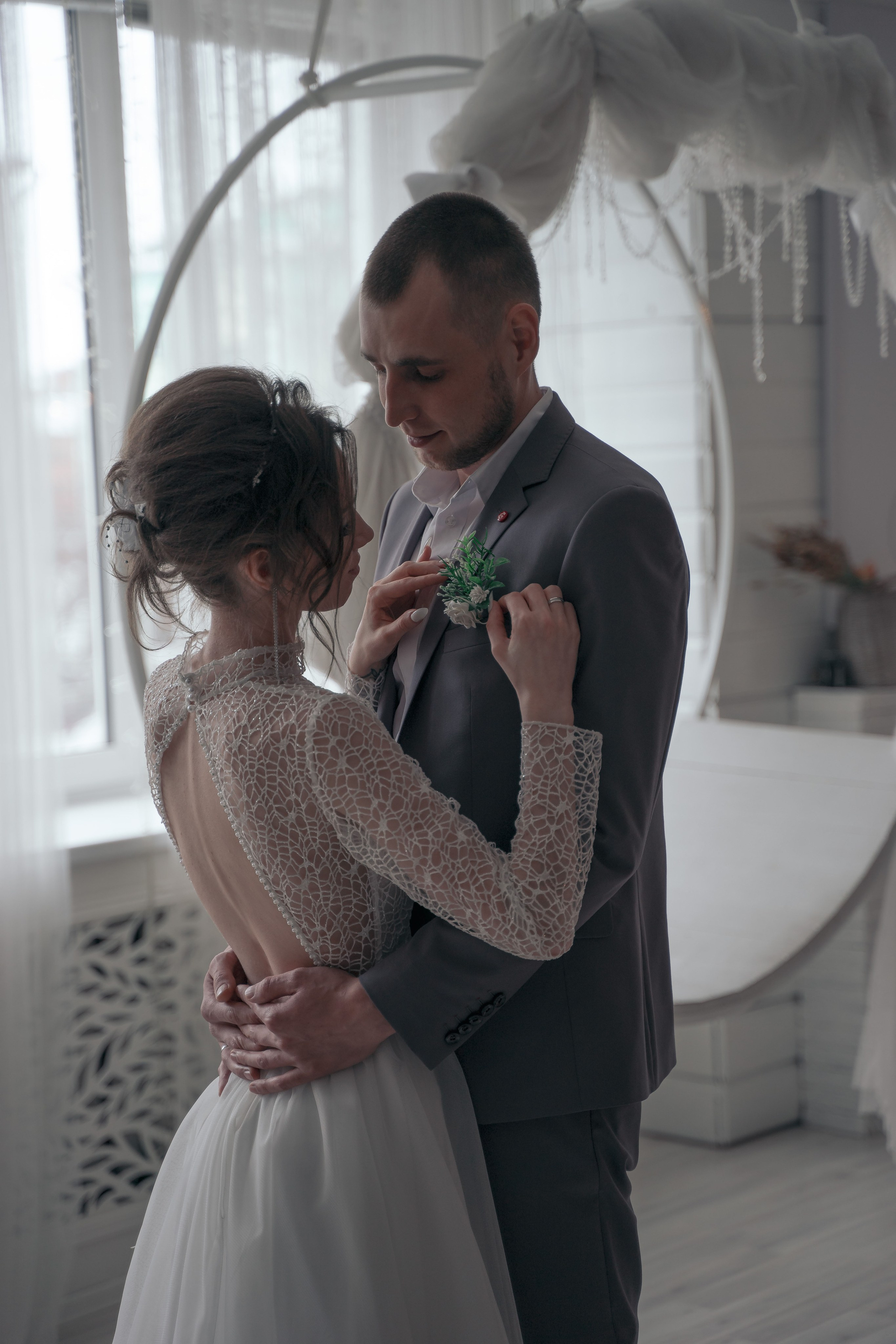 Съемка для молодожен в Новосибирске. Свадебный и семейный фотограф в Новосибирске Данил Коротких