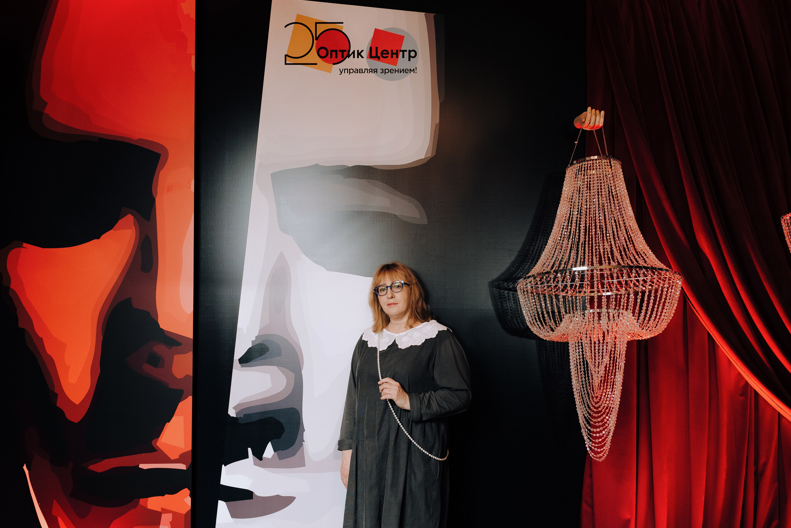 СПЕКТАКЛЬ «ВОЛШЕБНЫЕ ОЧКИ» ОПТИК-ЦЕНТР. Репортажный фотограф Зуев Роман г. Челябинск