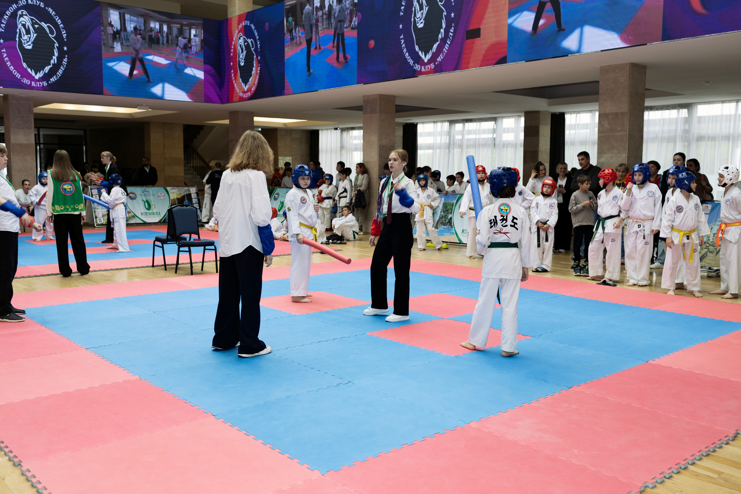 Фото турнира по Тхеквондо, проводимого в г. Железноводске. Медиапродюсер, фотограф в Минеральных Водах —Виктор Холодов