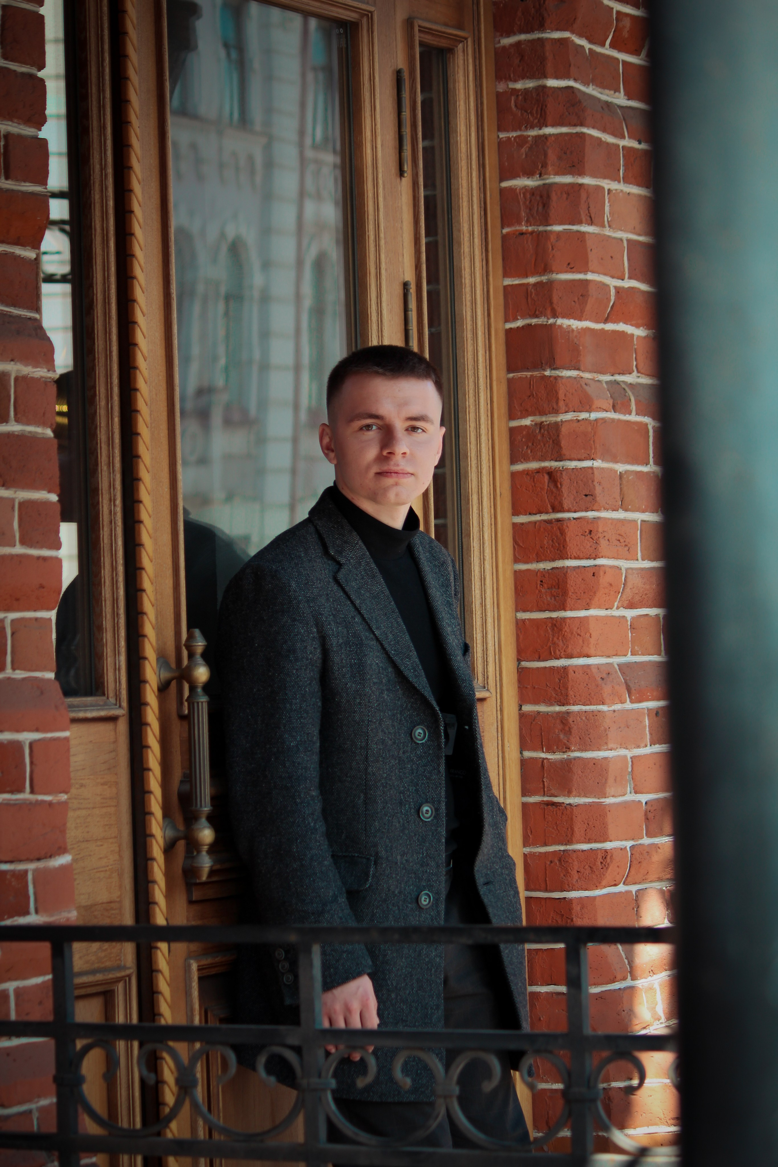 фотограф красноярск мужская съемка свадебная фотосессия уличная съемка прогулка фото фотостудия домашняя фотосессия  студийная съемка в студии фотосессия