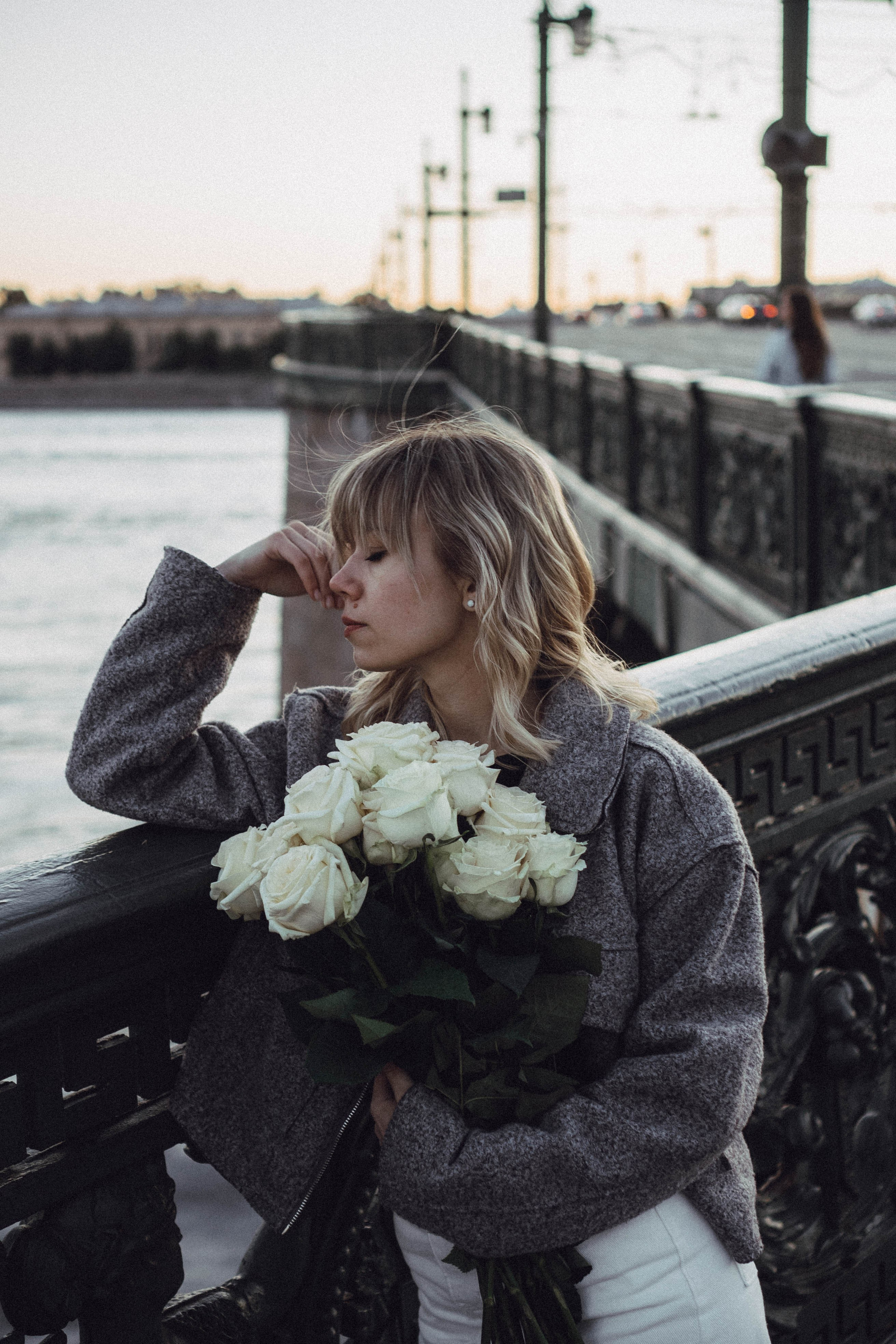 ПРОГУЛКА ПО ГОРОДУ В БЕЛЫЕ НОЧИ (другой вариант). Профессиональный фотограф, Санкт-Петербург — Виктория Богомолова