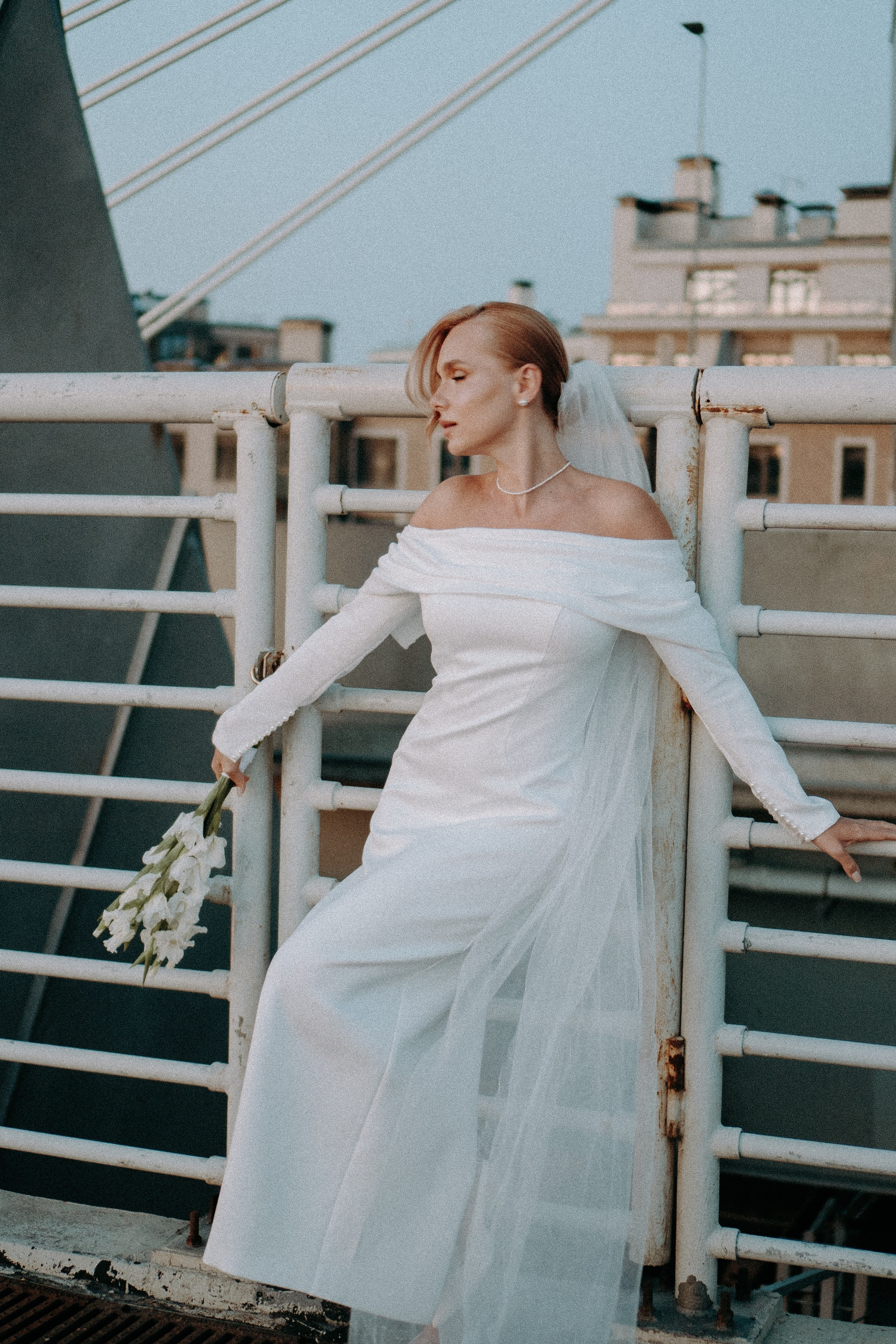 СВАДЕБНАЯ СЬЕМКА ВОЗЛЕ МСОТА БЕТАНКУРА НА КАБРИОЛЕТЕ. Профессиональный фотограф, Санкт-Петербург — Виктория Богомолова