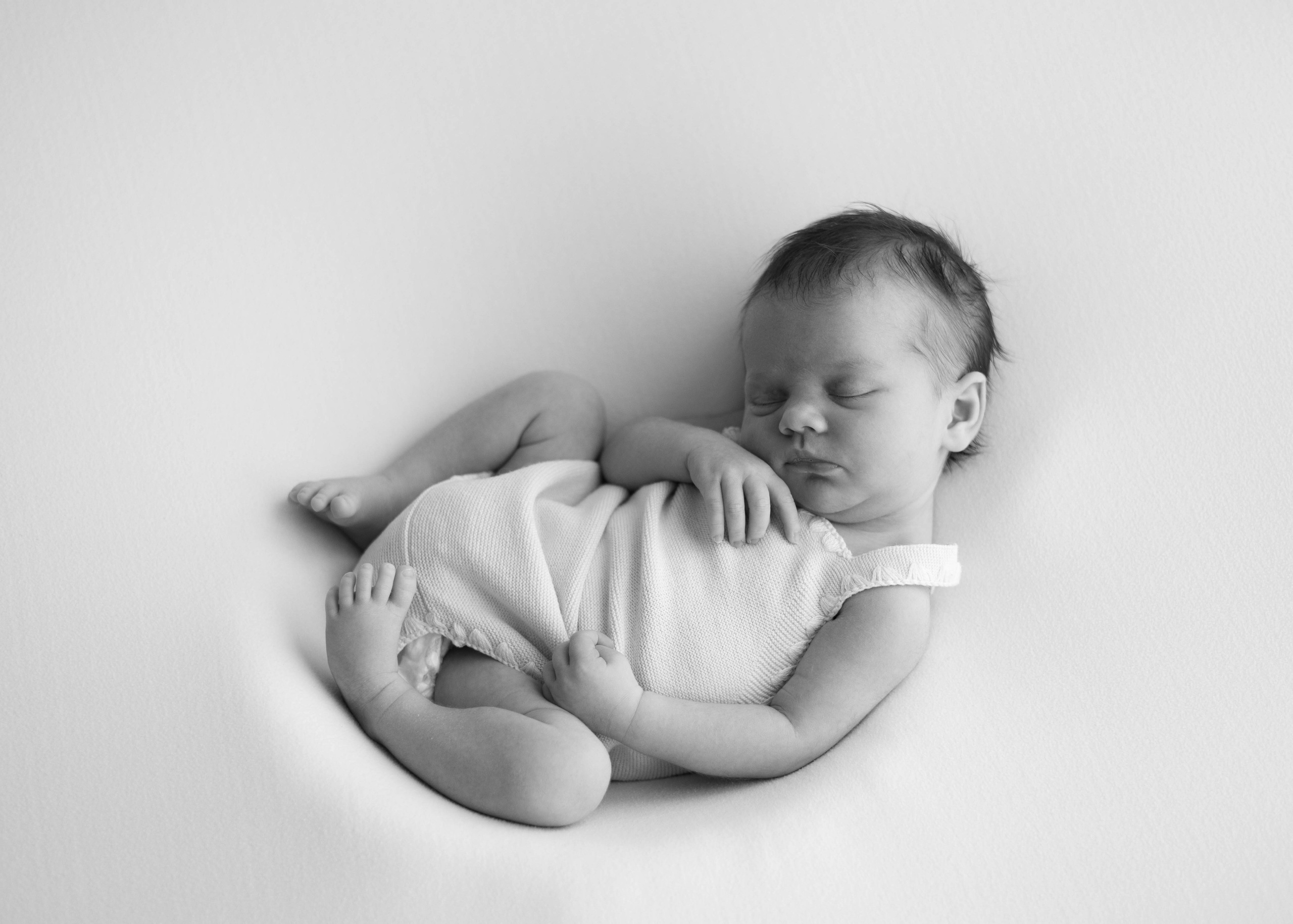 НОВОРОЖДЕННЫЕ МАЛЫШИ. Фотосессия новорожденных в Москве и Московской области