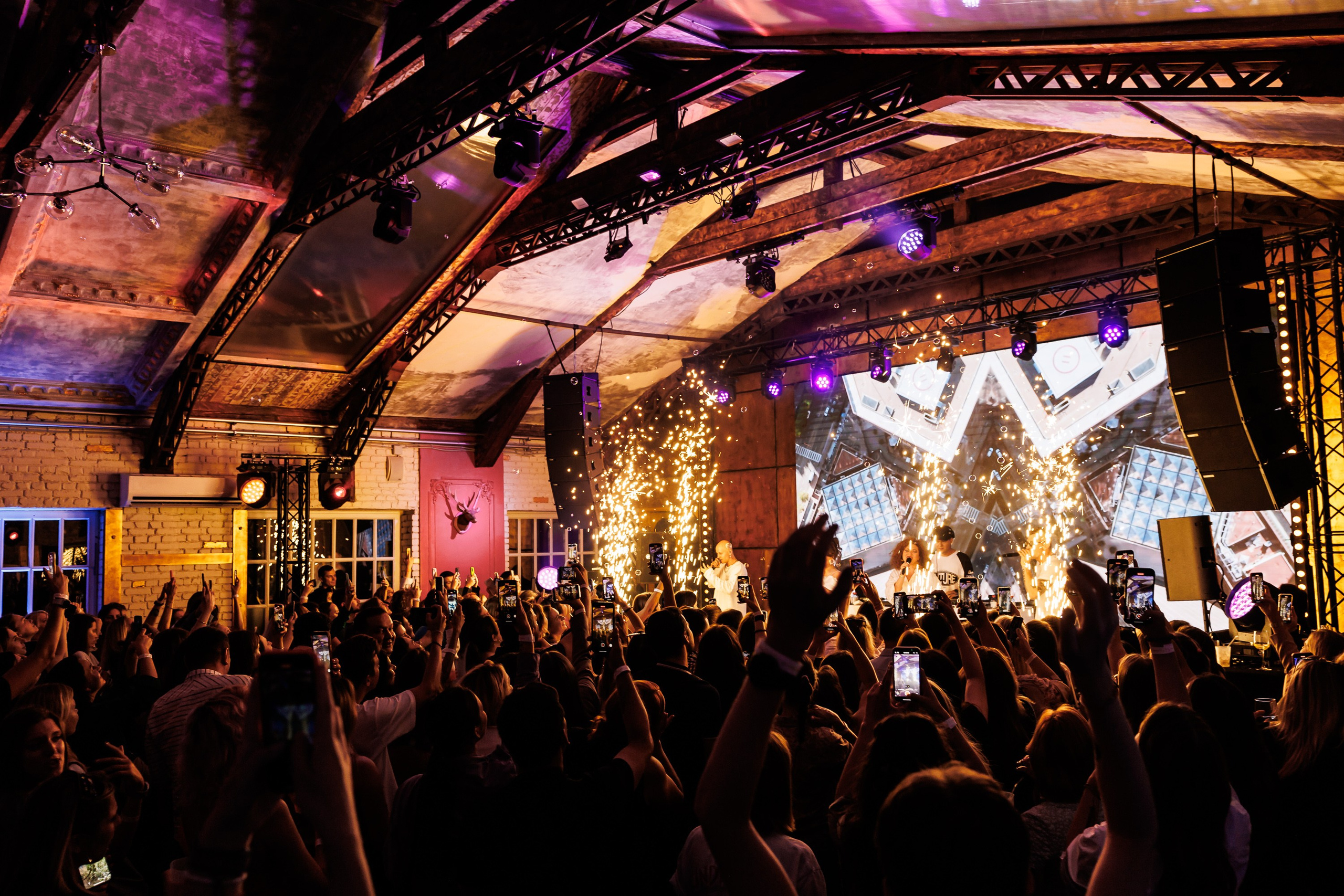 EVEREST VIBE good vibes only 16.08.2023. EVEREST PHOTO REPORT
