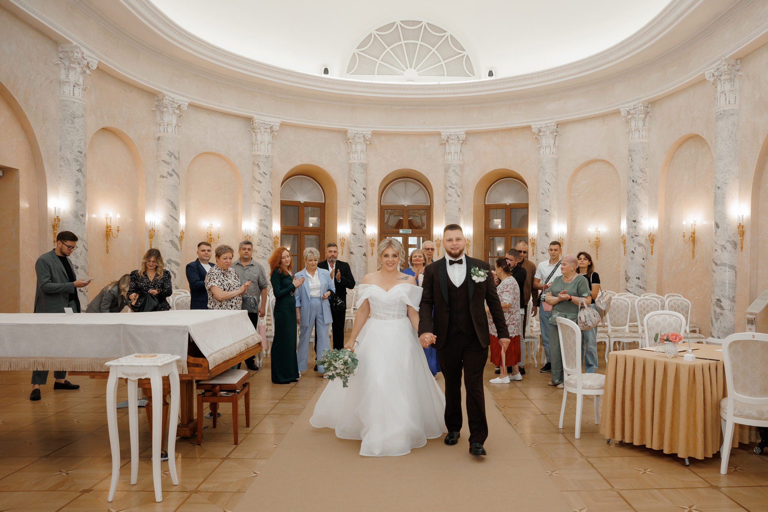 Регистрация и прогулка в Остафьево. Свадебный и репортажный фотограф (Москва, Королев и другие)