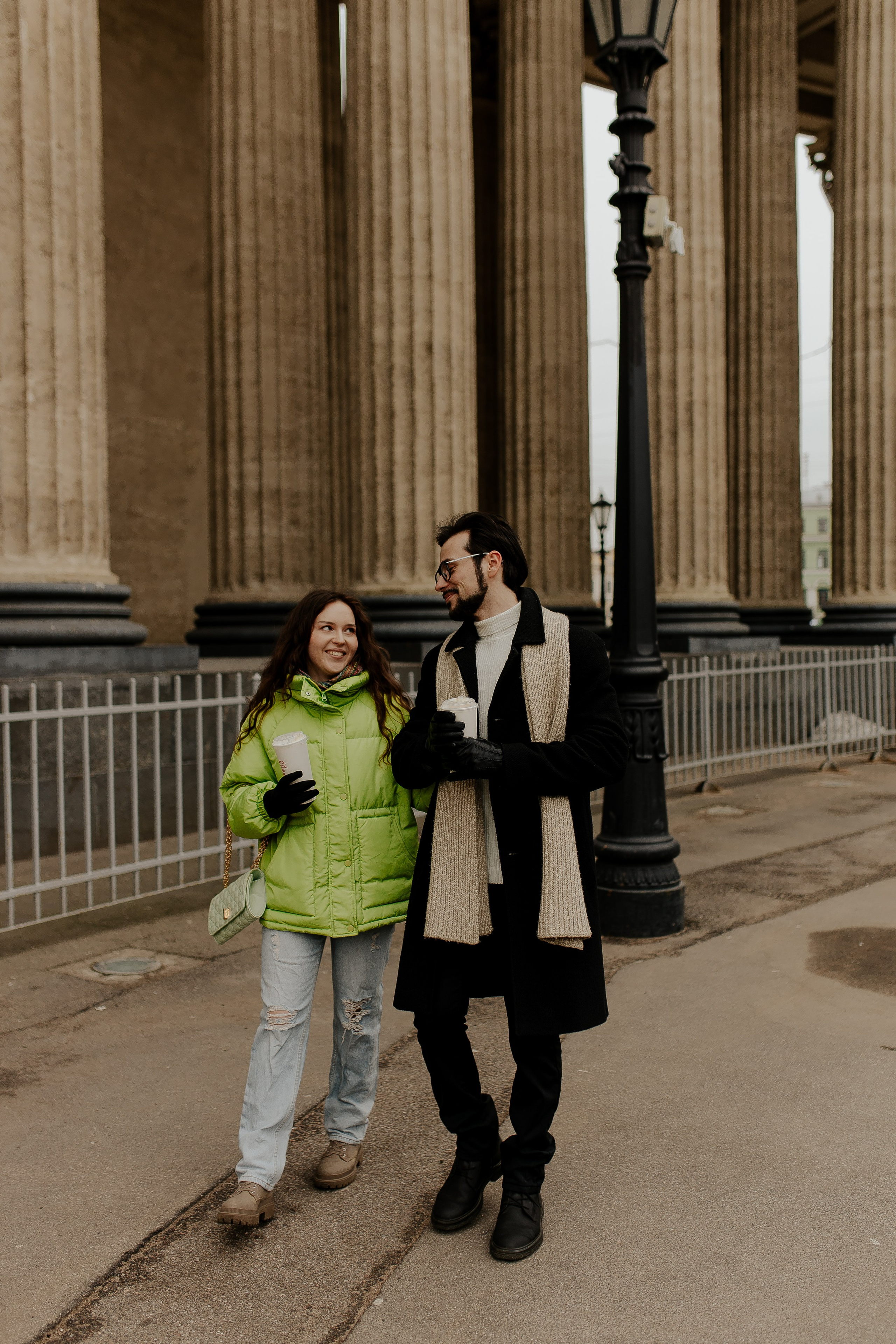 Фотопрогулка по весеннему Петербургу для двоих. Фотограф в Санкт-Петербурге Лиза Семченкова