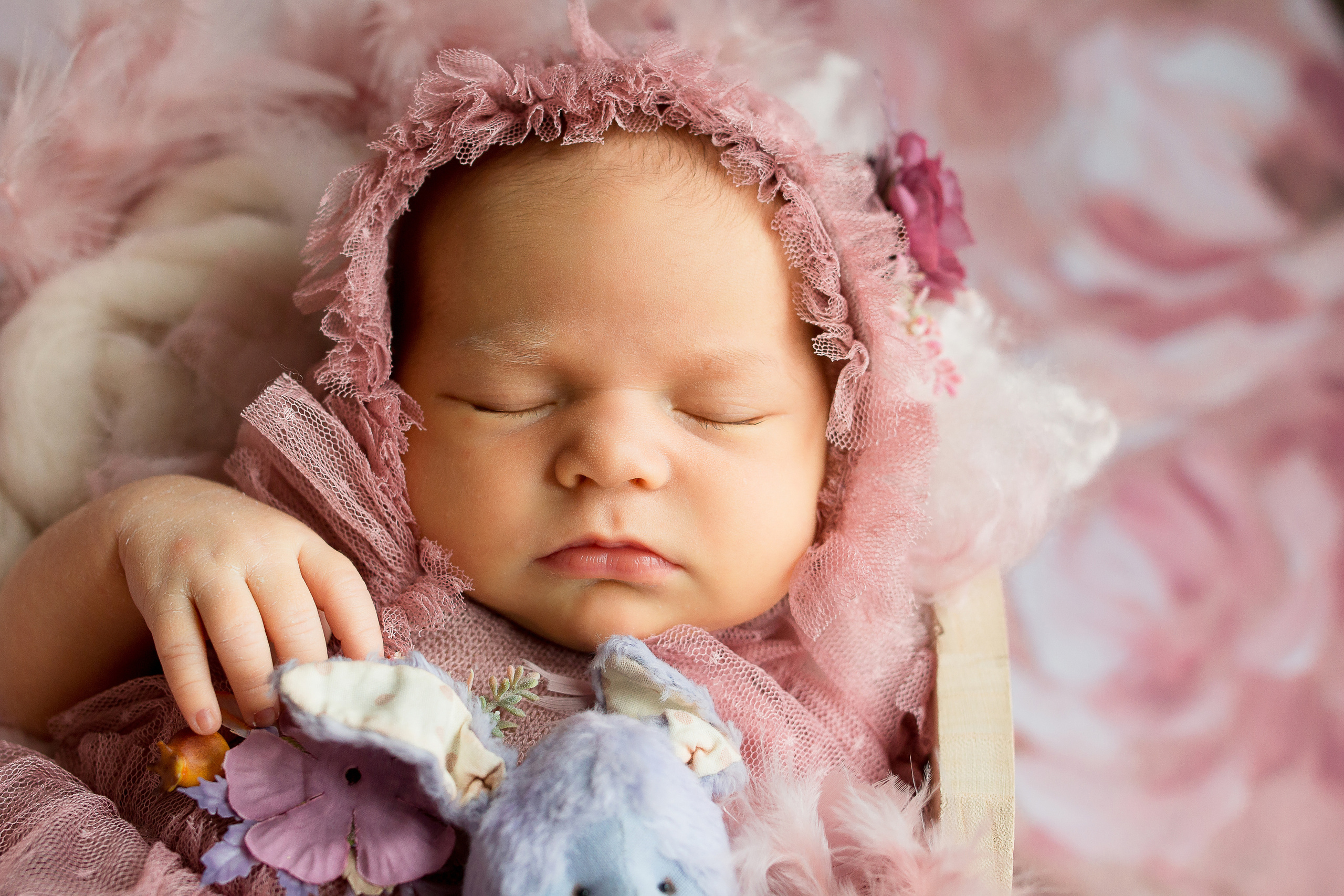 Фотосессия новорожденных девочек. Фотограф новорожденных в г. Миасс Анна Плотникова
