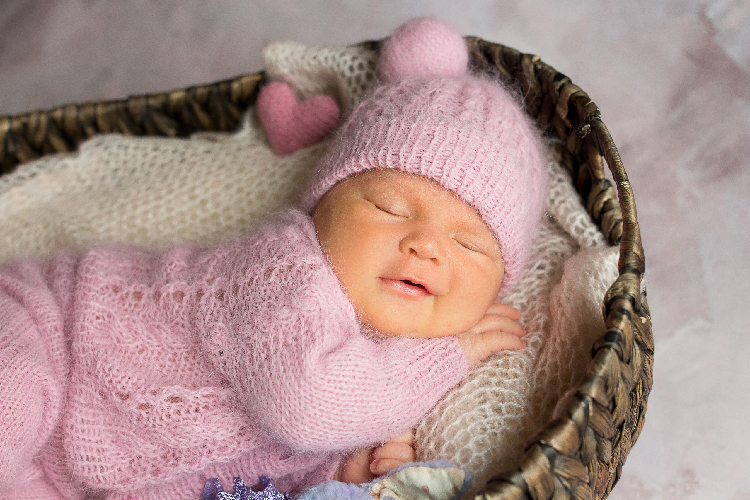 Фотосессия новорожденных девочек. Фотограф новорожденных в г. Миасс Анна Плотникова