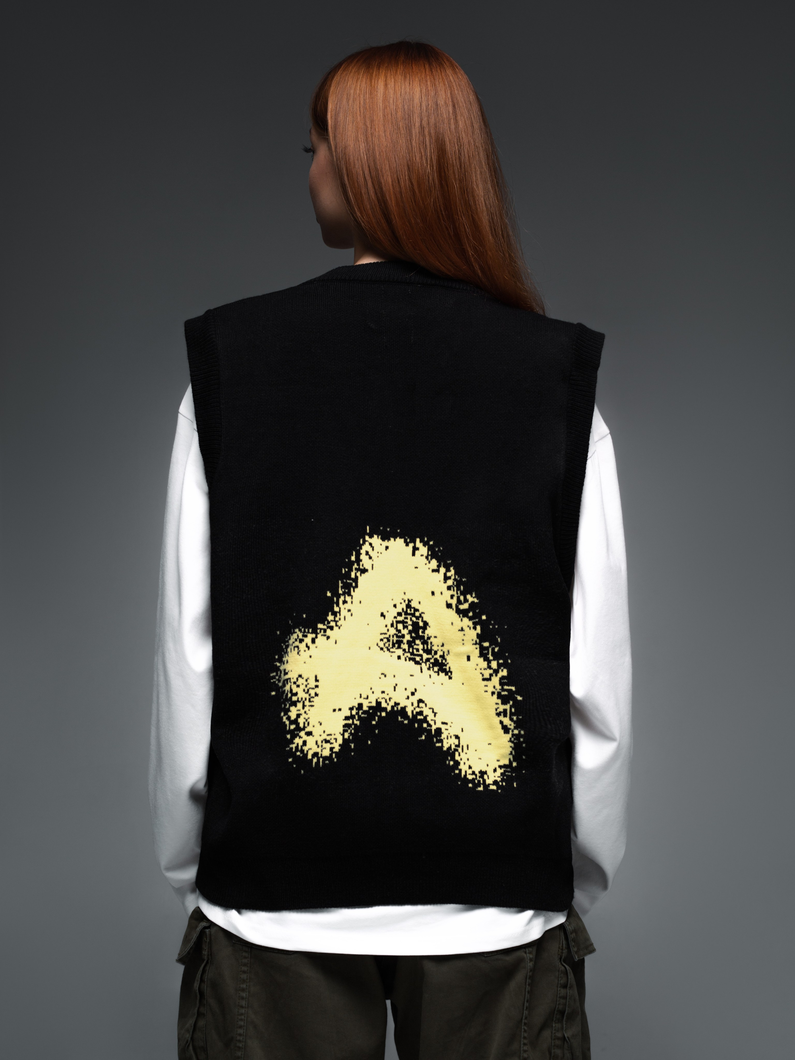 КАТАЛОГ | серый фон. RUNA production — стильные съемки для брендов