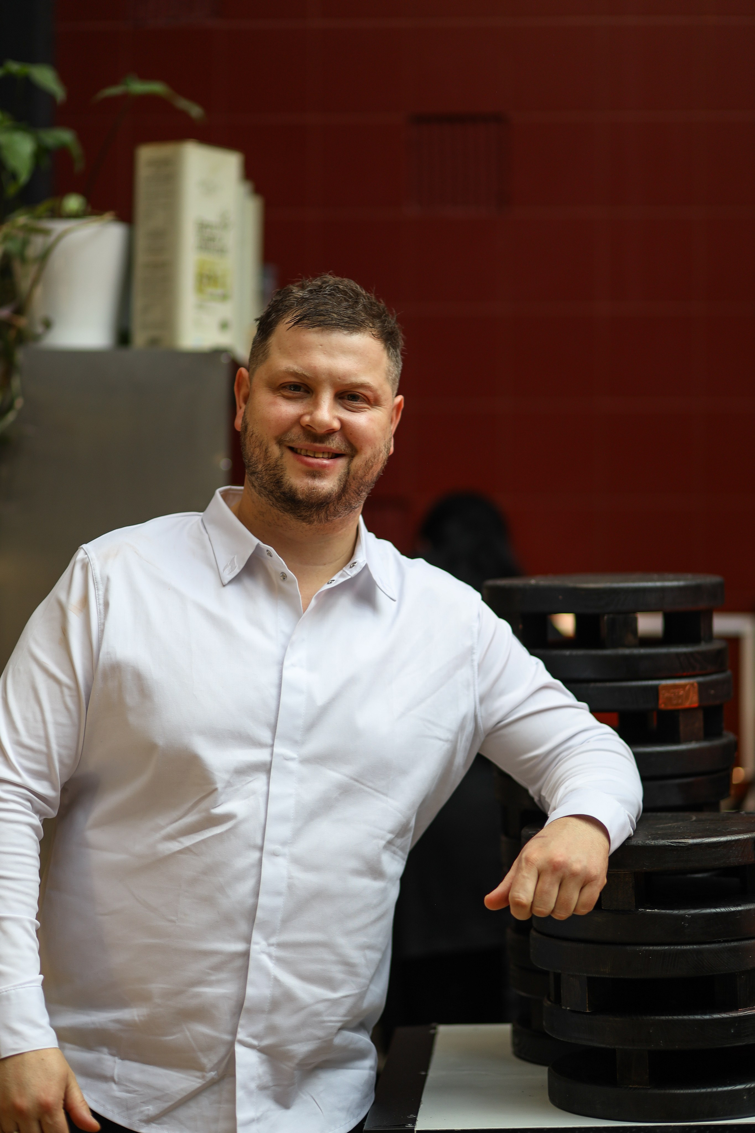 Gastrodvor 8 March. Дженбаз Павел — фотограф в Ялте