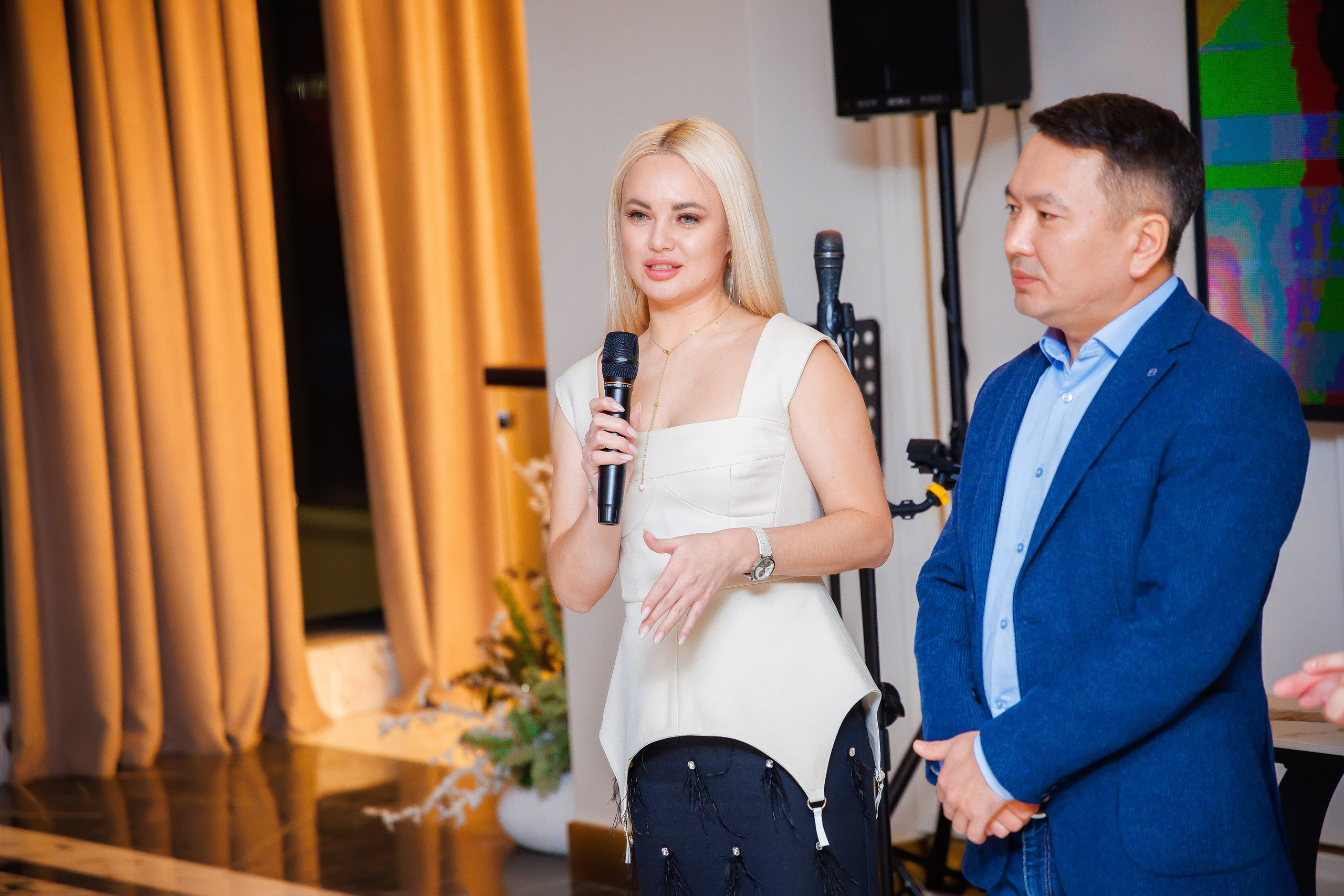 Мероприятие в заведении. Семейный и Свадебный фотограф в Астане Александр Астапов