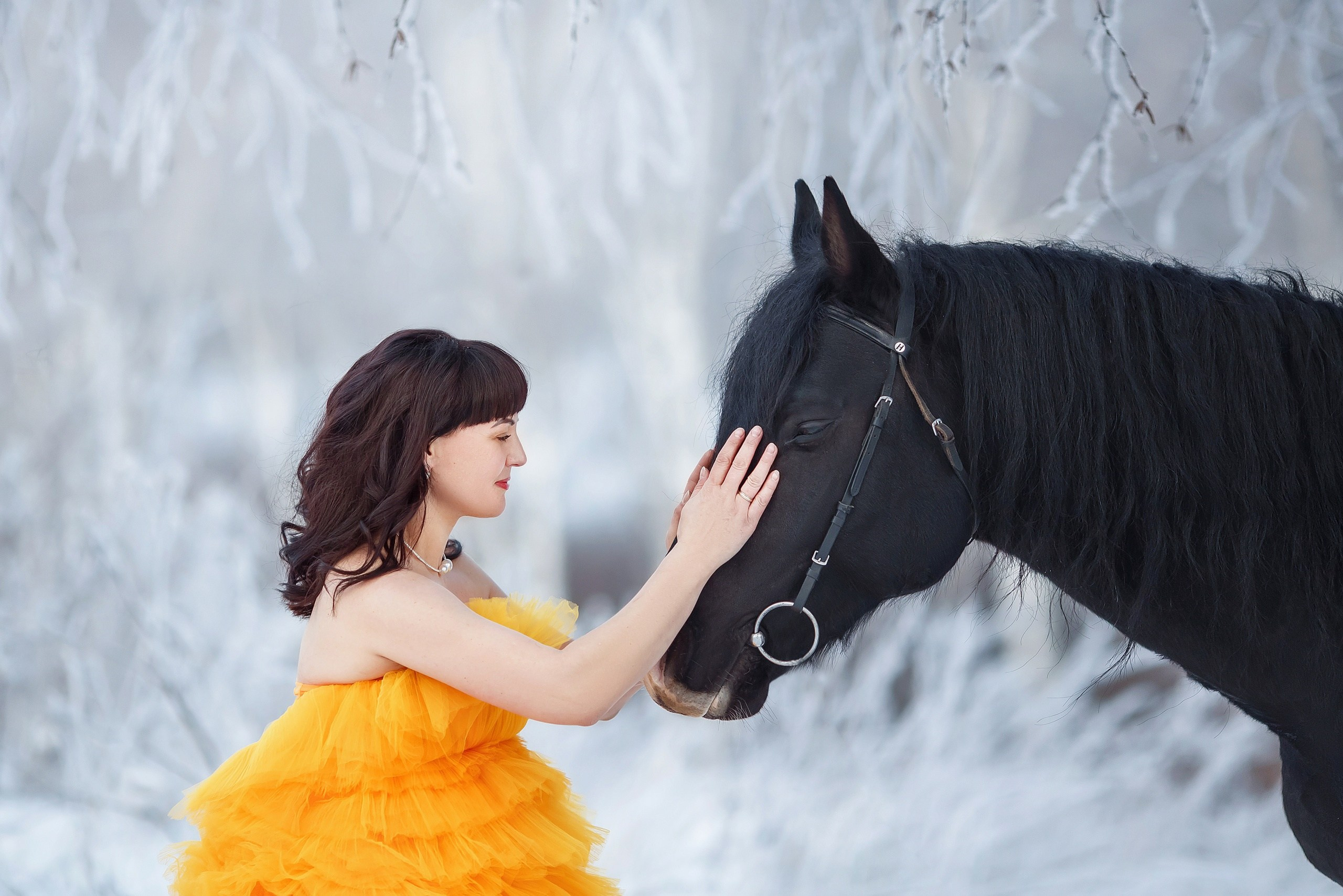 С конем. Сказочный фотограф фотопроекты фототуры в Новосибирске и на Алтае