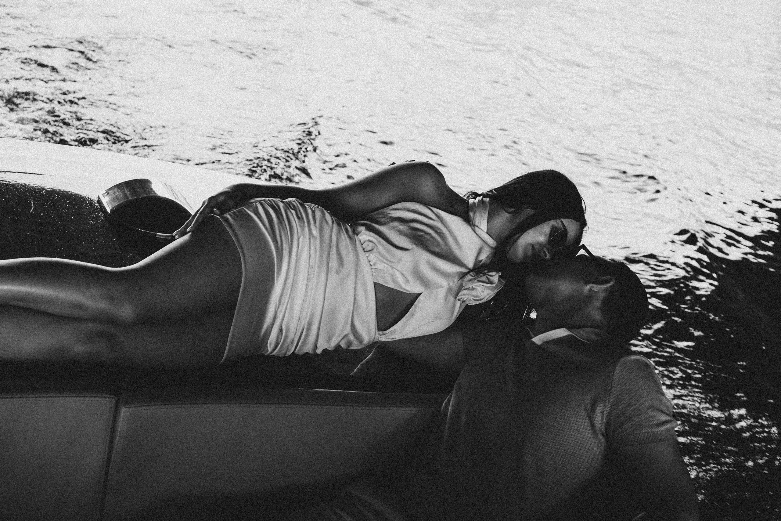 СВАДЕНБНАЯ СЬЕМКА НА КАТЕРЕ ПО КАНАЛАМ САНКТ-ПЕТЕРБУРГА И В АКВАТОРИИ НЕВЫ. Профессиональный фотограф, Санкт-Петербург — Виктория Богомолова