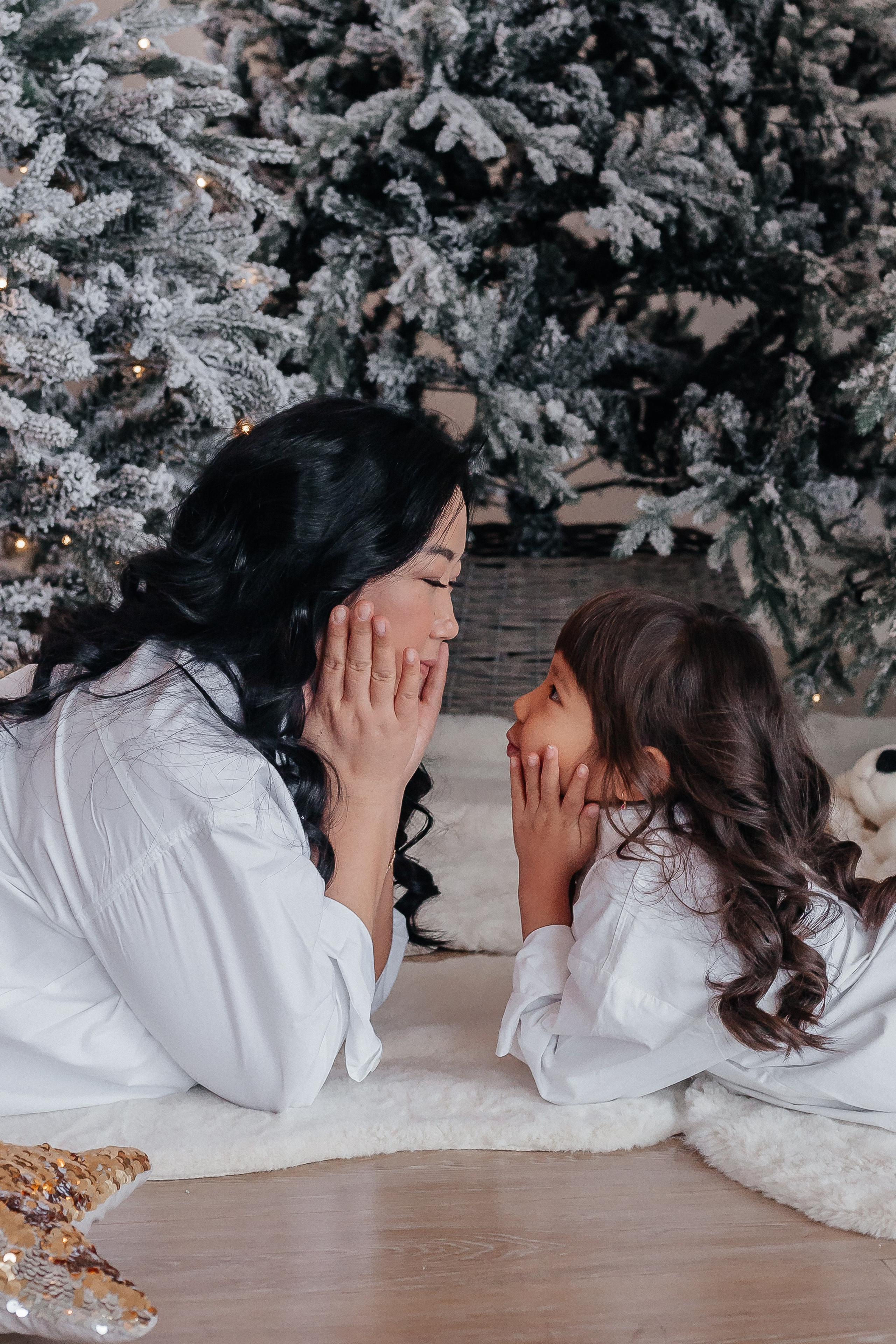 Айкыз с дочкой Алиёй. Фотограф семейной и индивидуальной съемки Марина Севостьянова в Челябинске