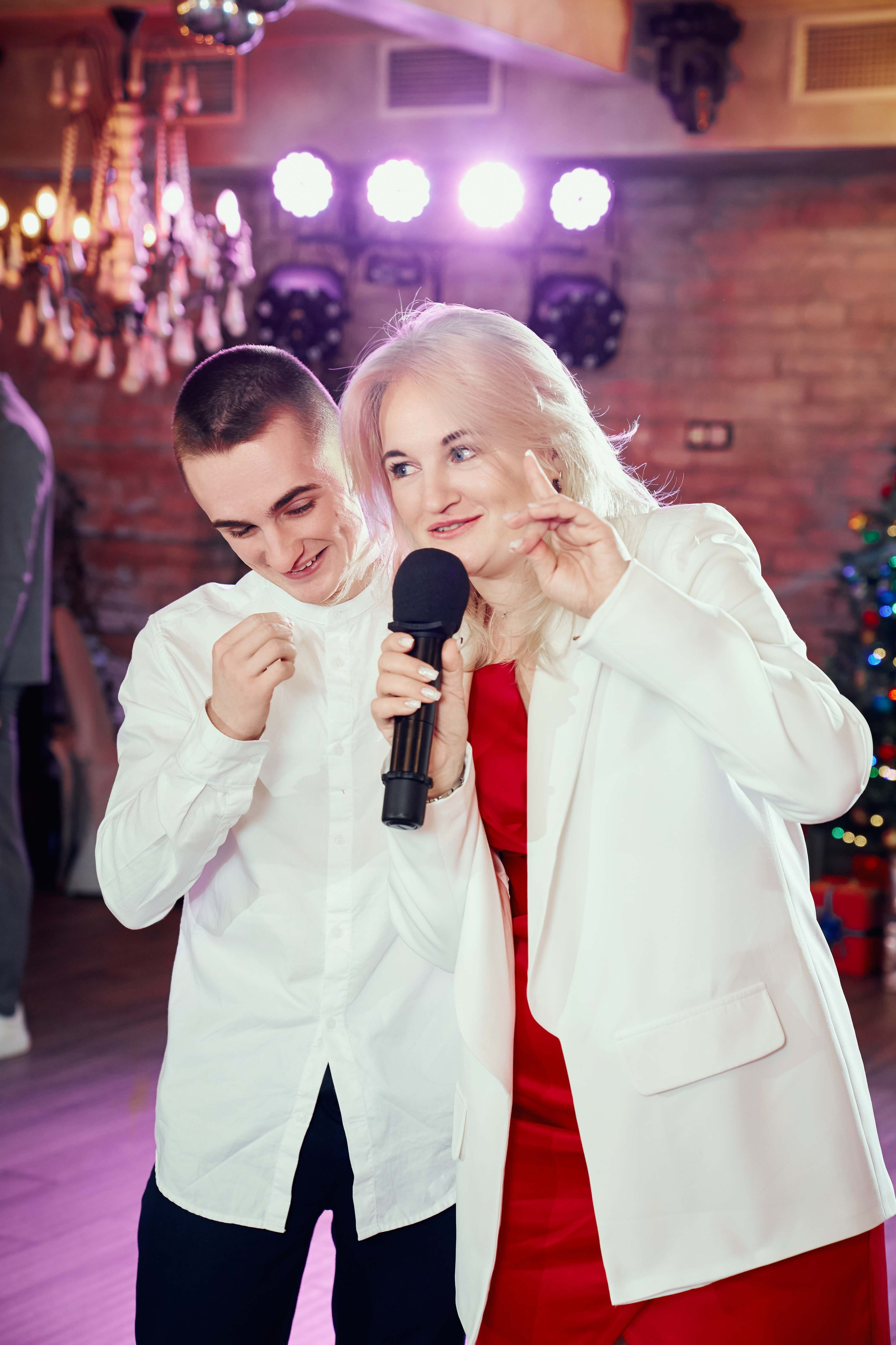 Репортажная фотосъёмка юбилея 45 лет в ресторане Стравинская гавань