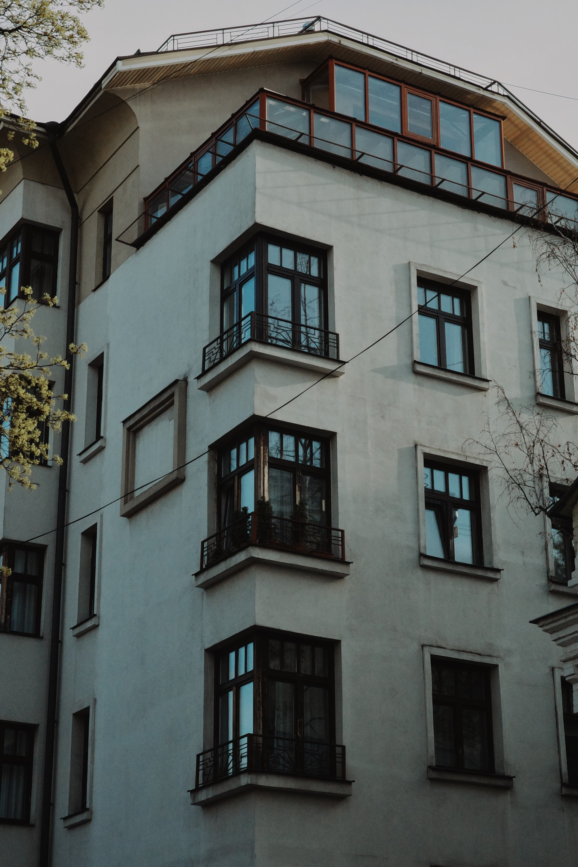 #47: Арбат / апрель 2026. Проект «Фотокладовка»: блог уличной фотографии в формате street photo