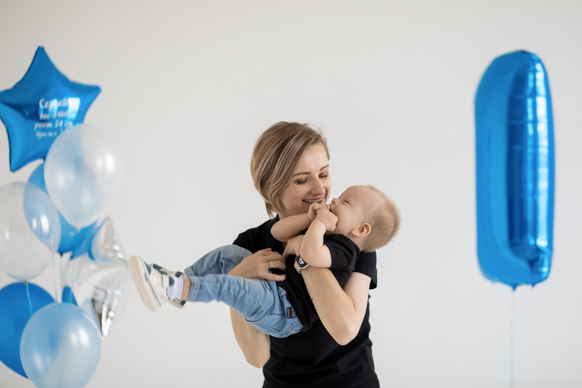 Первый годик в стиле минимализм. Фотограф на Крещение, Венчание в Москве Ирина Шамина