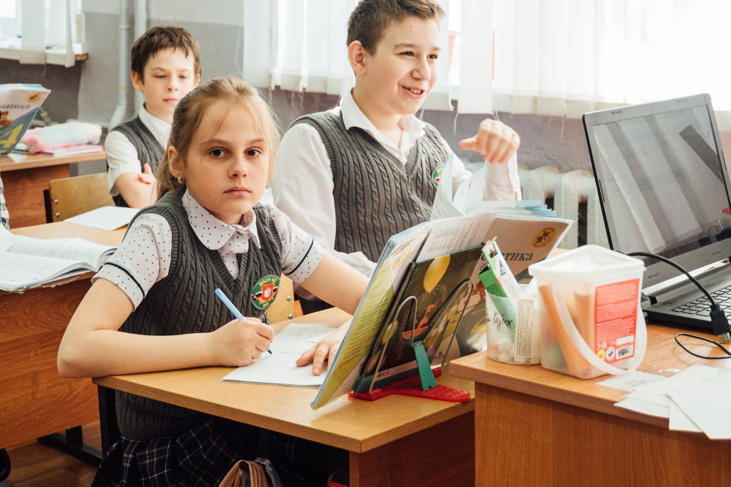 Школьная фотосессия в 4 классе — Кристина Черникова. Фотограф Кристина Черникова — Москва | Семейные съёмки и фотоальбомы