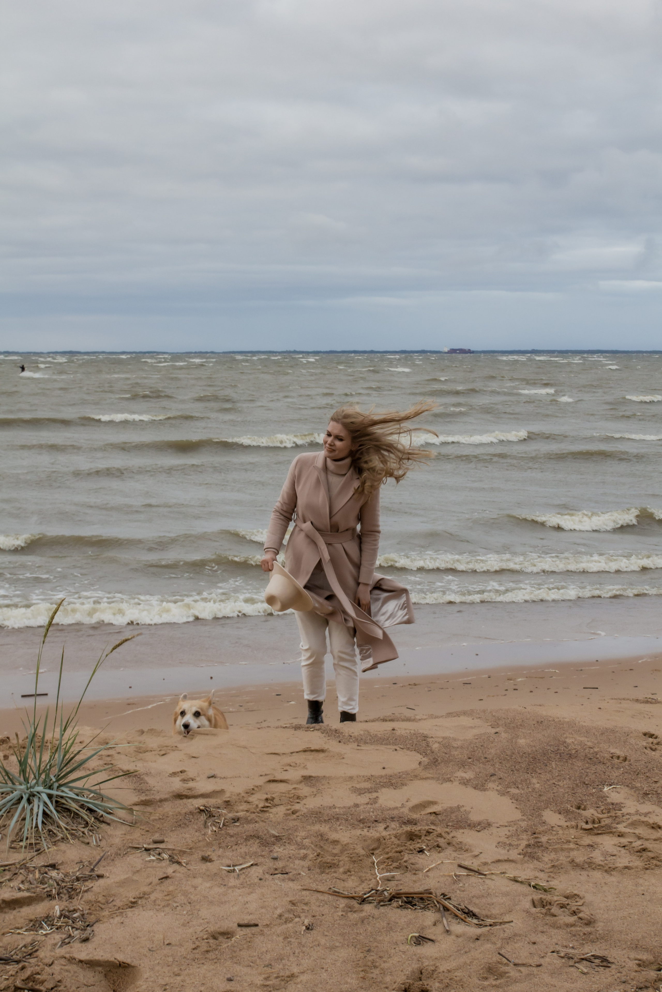 На берегу… С пушистым любимками🐾🐾. Женский портрет и немного больше в Санкт-Петербурге