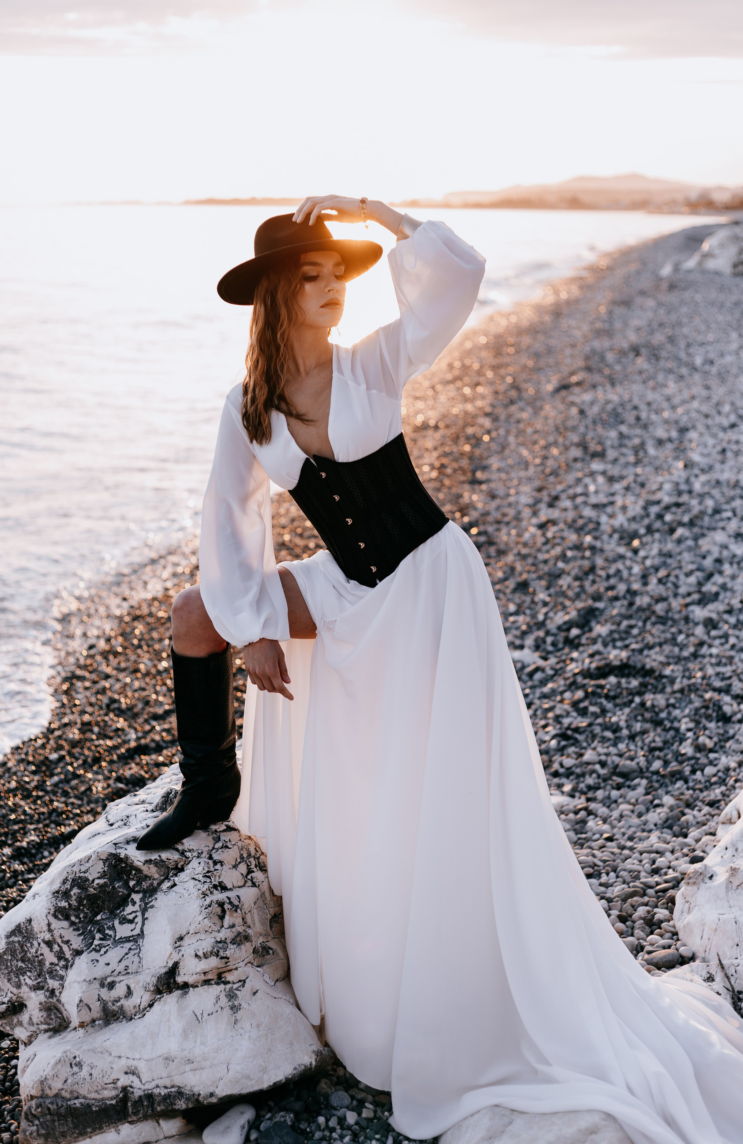 На белых скалах. Photographer Victoria Slavnova