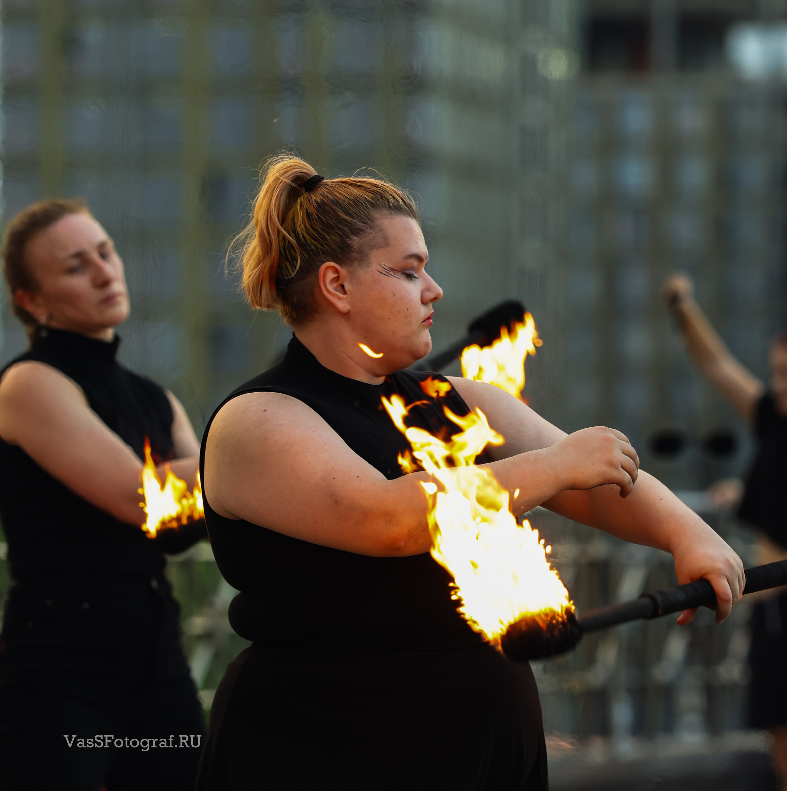 Фаер шоу на ран. VasSFotograF