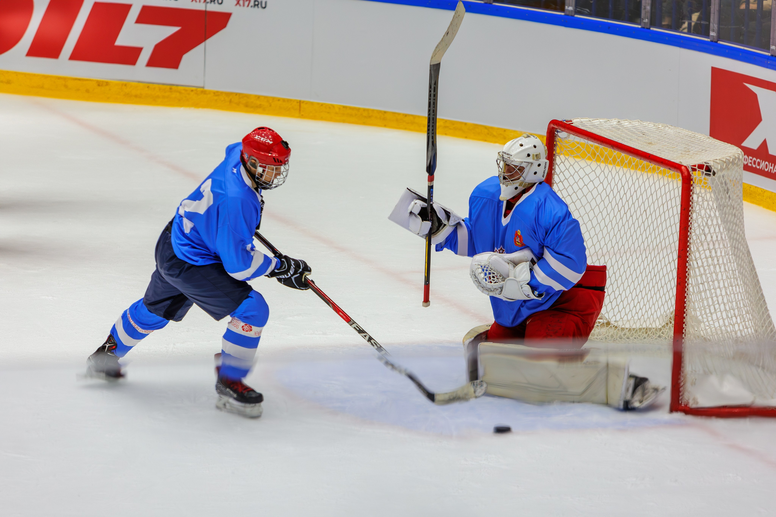 Первый матч Легенд в 2025 году. Выпускные альбомы и школьный фотограф в Подольске, Троицке, Щербинке, Москве и Московской области