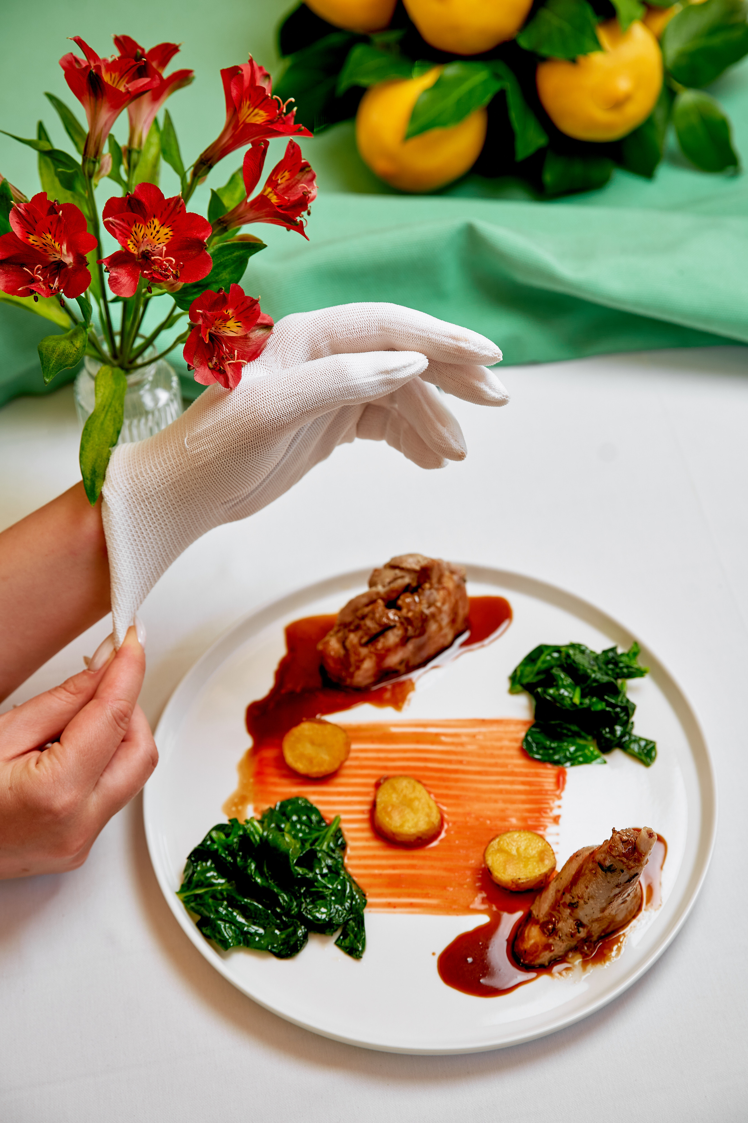 ASUNTA MADRE SMM контент. Фотограф в Москве и по всему миру — Олег Акентьев (Events, Светская Хроника, FTP)