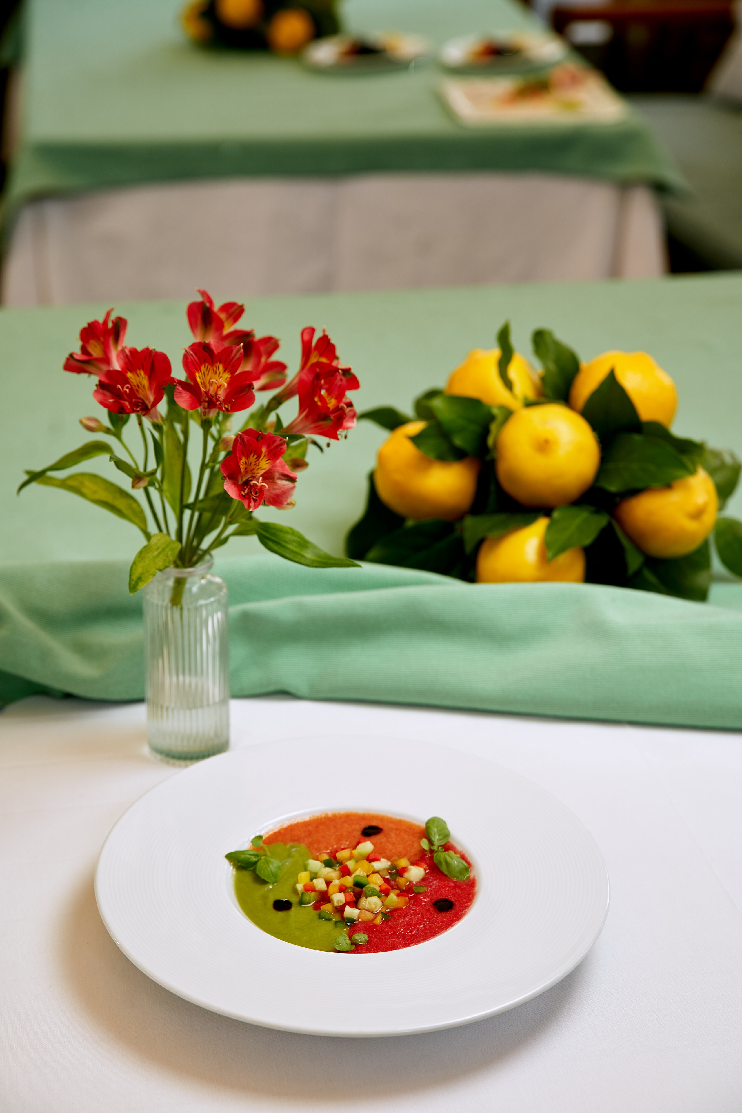 ASUNTA MADRE SMM контент. Фотограф в Москве и по всему миру — Олег Акентьев (Events, Светская Хроника, FTP)