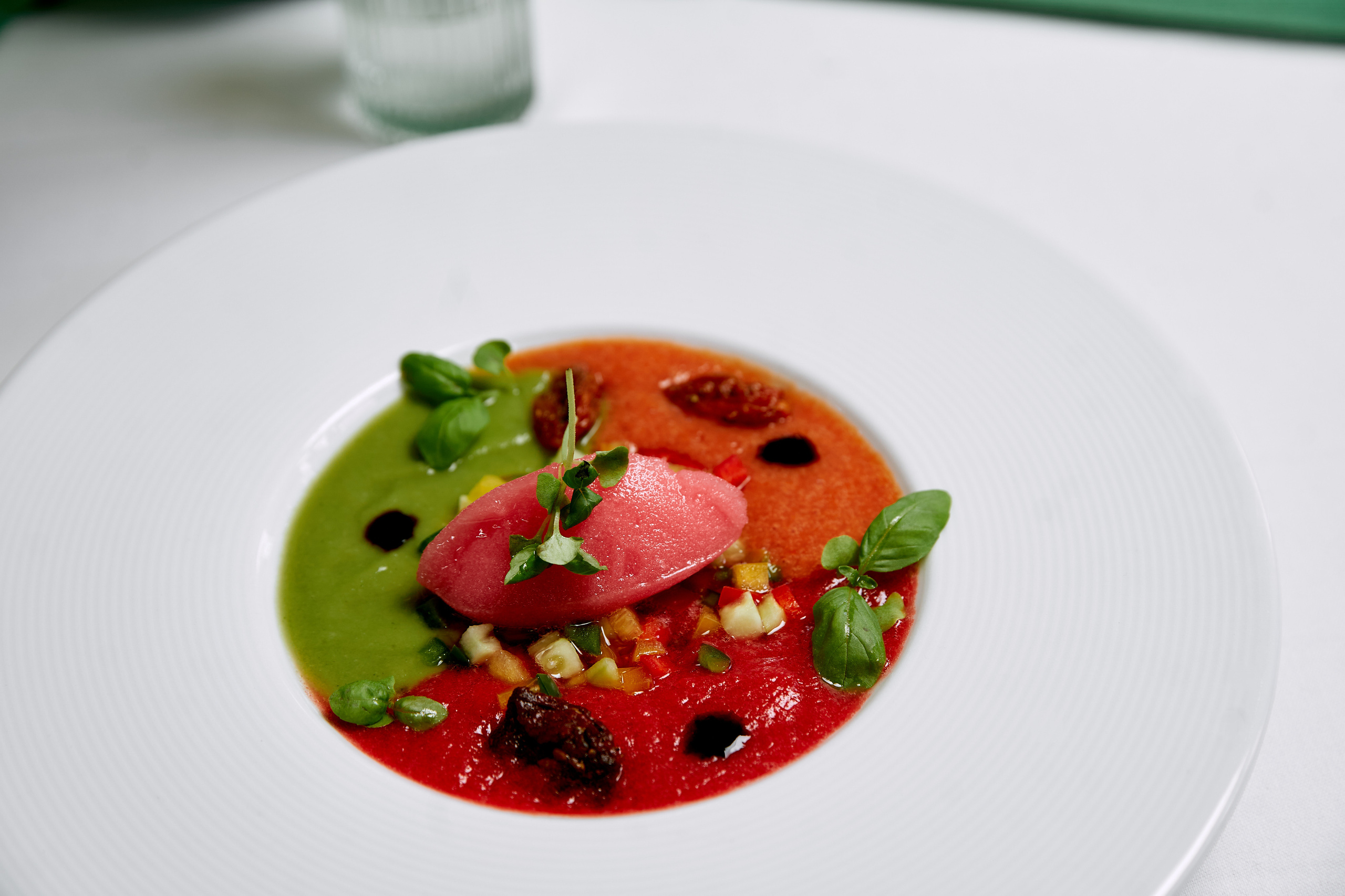 ASUNTA MADRE SMM контент. Фотограф в Москве и по всему миру — Олег Акентьев (Events, Светская Хроника, FTP)